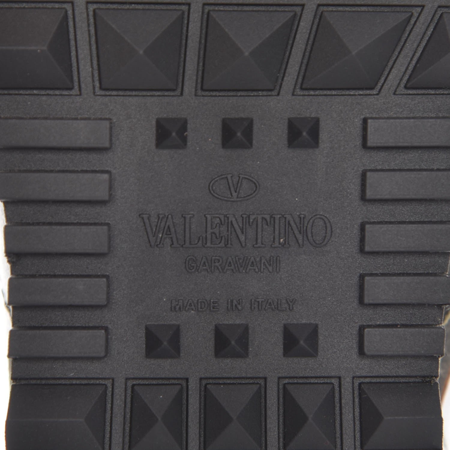 Valentino Garavani Nappa Fabric Suede Camouflage Womens Rockrunner Sneakers 36.5 Kaki Platine 6 of 8
