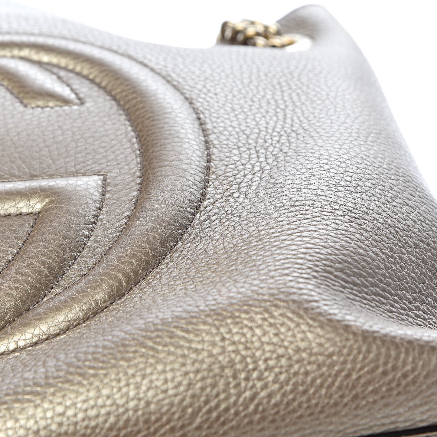 Metallic Pebbled Calfskin Medium Soho Chain Shoulder Bag Golden Beige