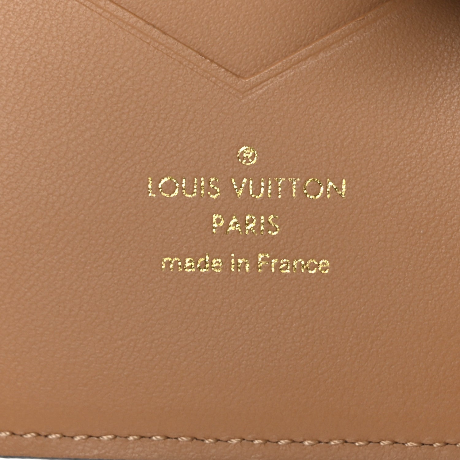 Louis Vuitton Taurillon Capucines Vertical Compact Wallet Black 6 of 7