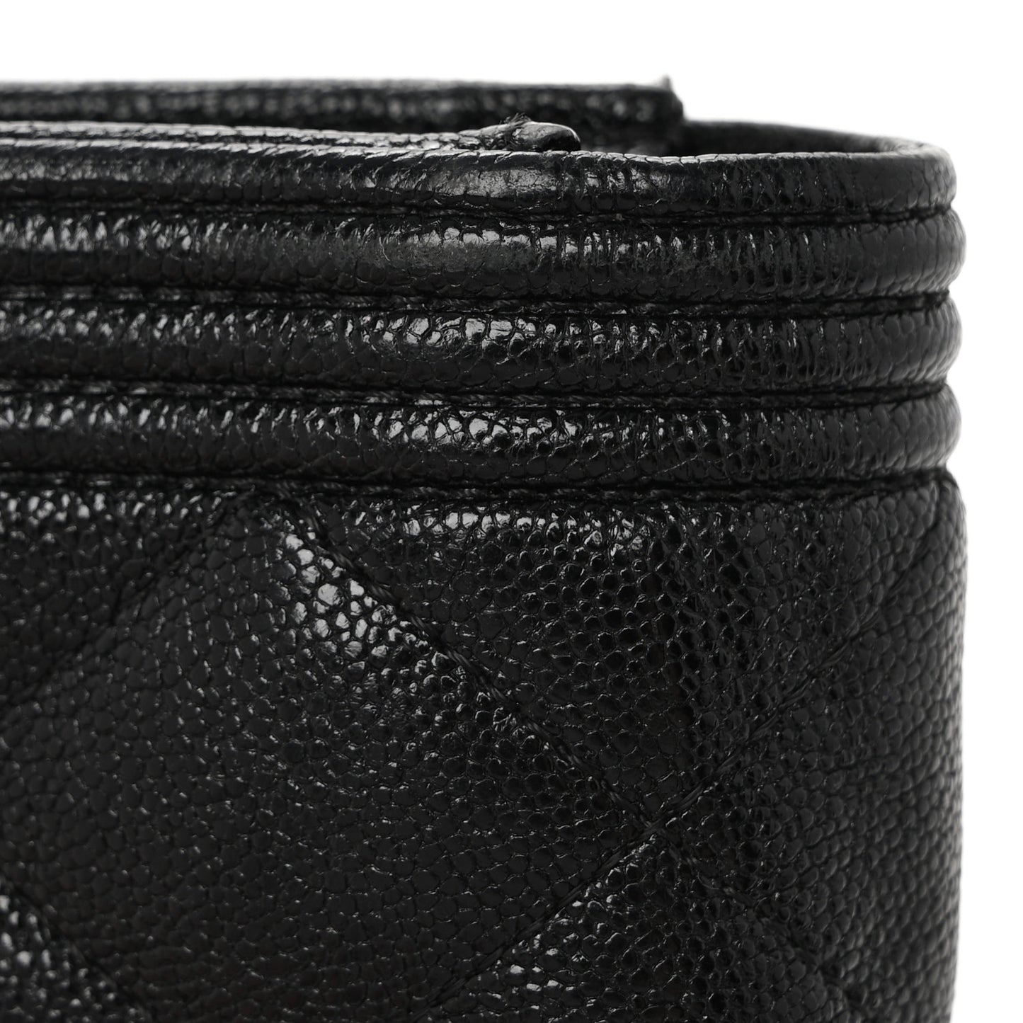 Caviar Quilted Large Boy Gusset Flap Wallet Black