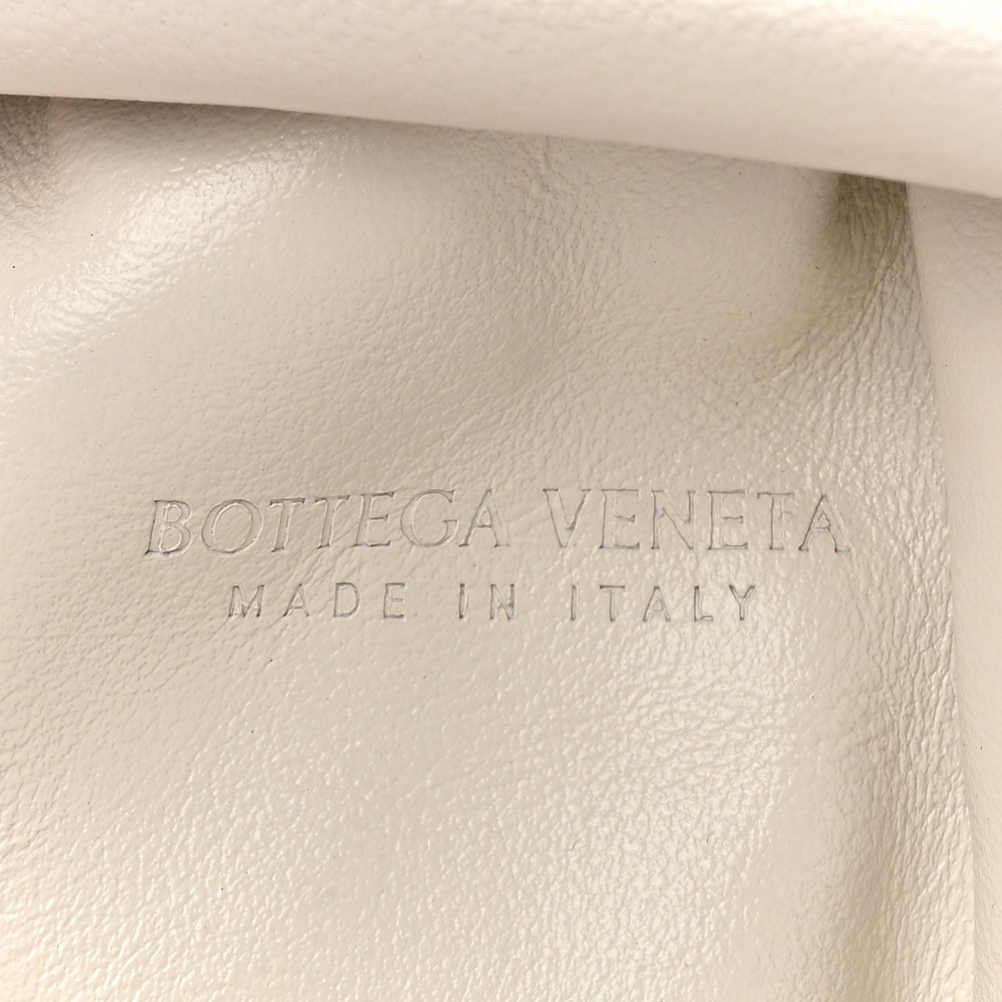BOTTEGA VENETA Boucle Curly Raffia The Mini Pouch White Chalk