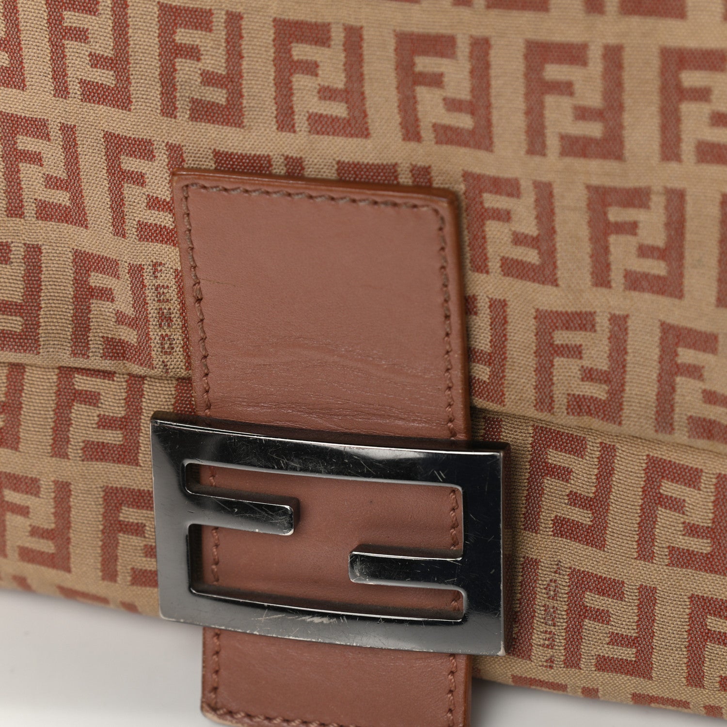 Fendi Zucchino Vitello Mama Baguette Beige Bruciato Bois de Rose 11 of 13