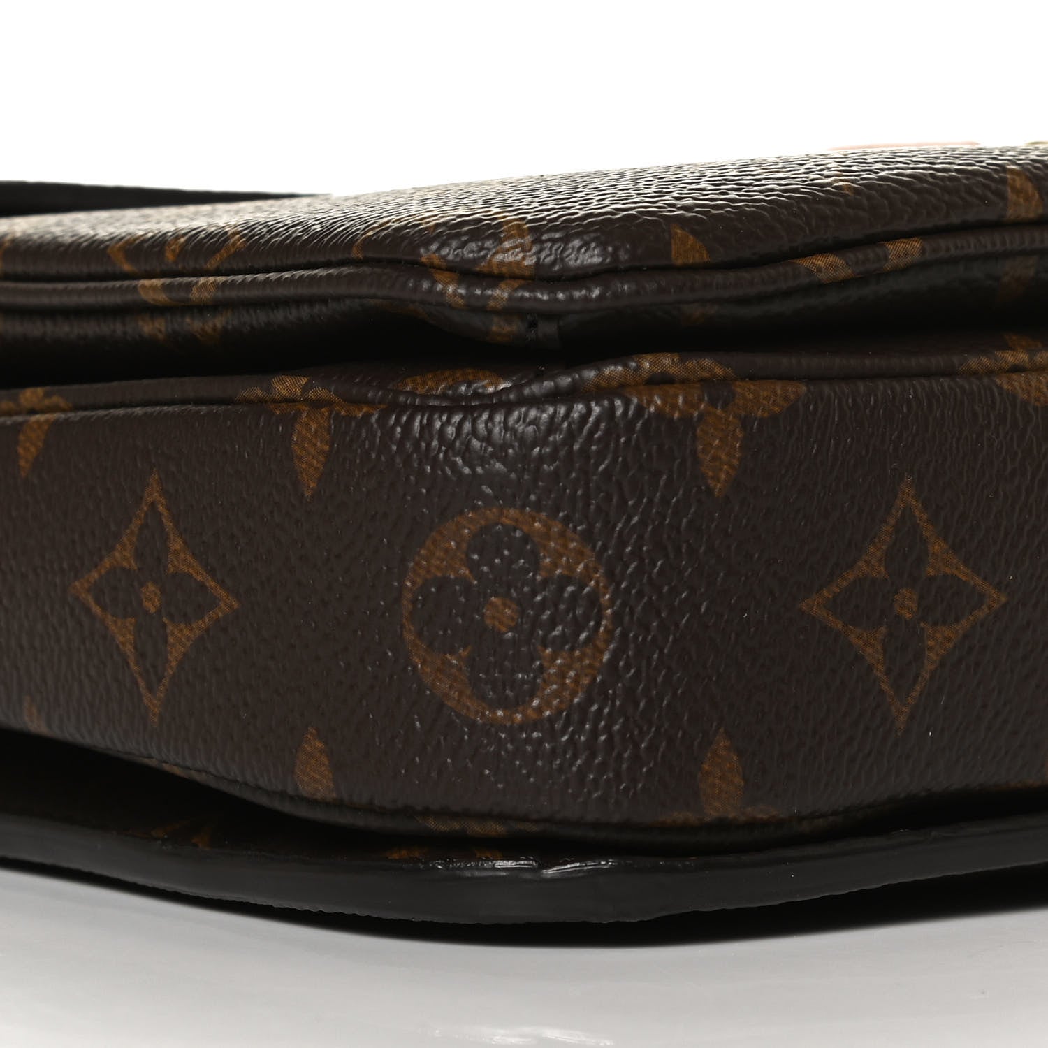Louis Vuitton Monogram Pochette Metis 9 of 14