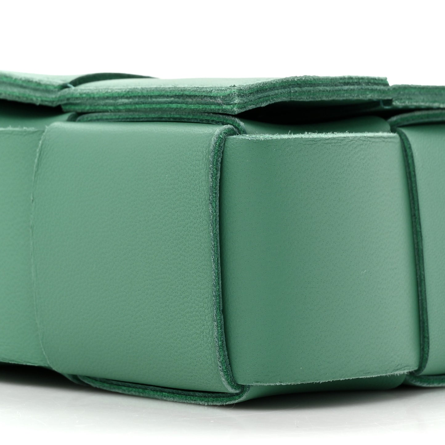 Lambskin Maxi Intrecciato Small Cassette Crossbody Bag Mermaid