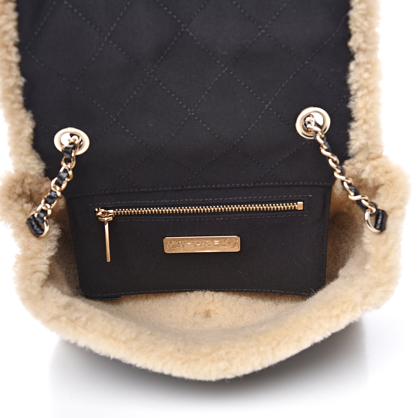 Crumpled Calfskin Shearling CC Flap Black Beige