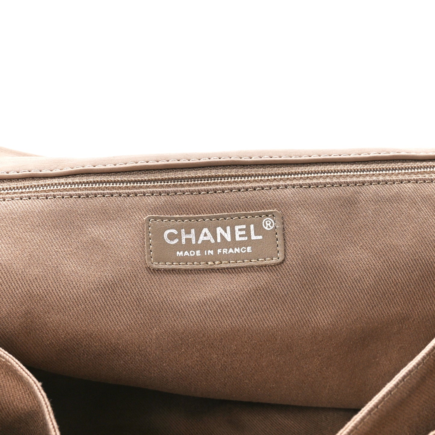 Grained Calfskin Large Natural Beauty Flap Beige
