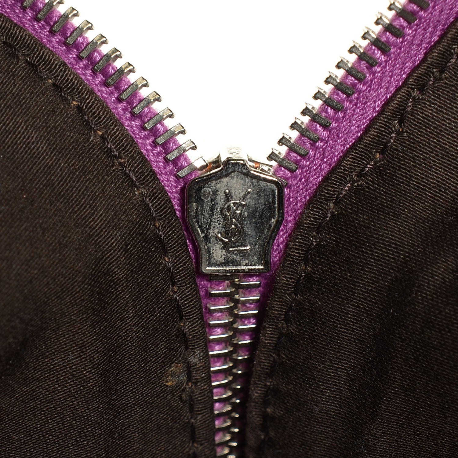 Saint Laurent Textured Patent Medium Easy Sac 8 of 8