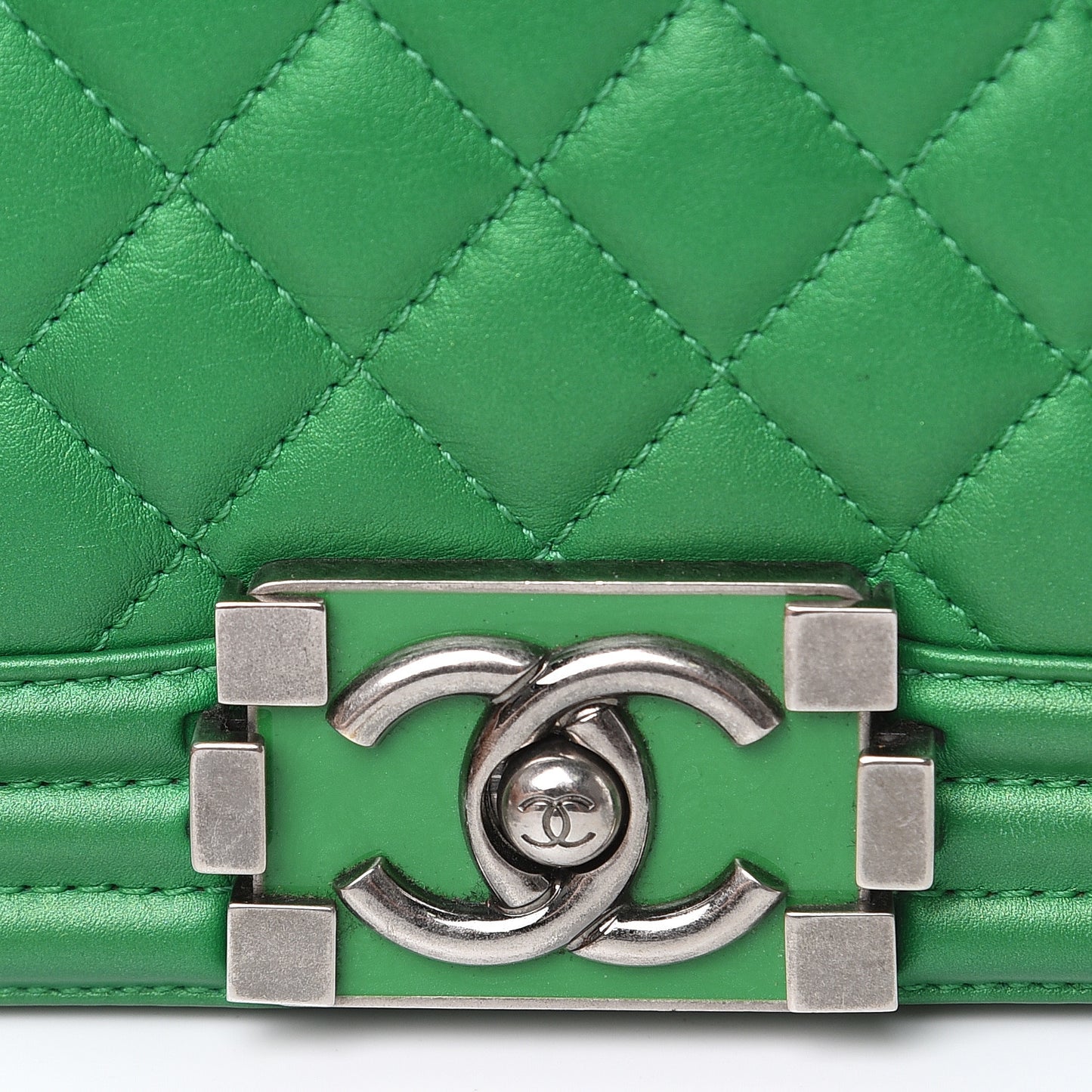 Metallic Calfskin Quilted Medium Boy Flap Green