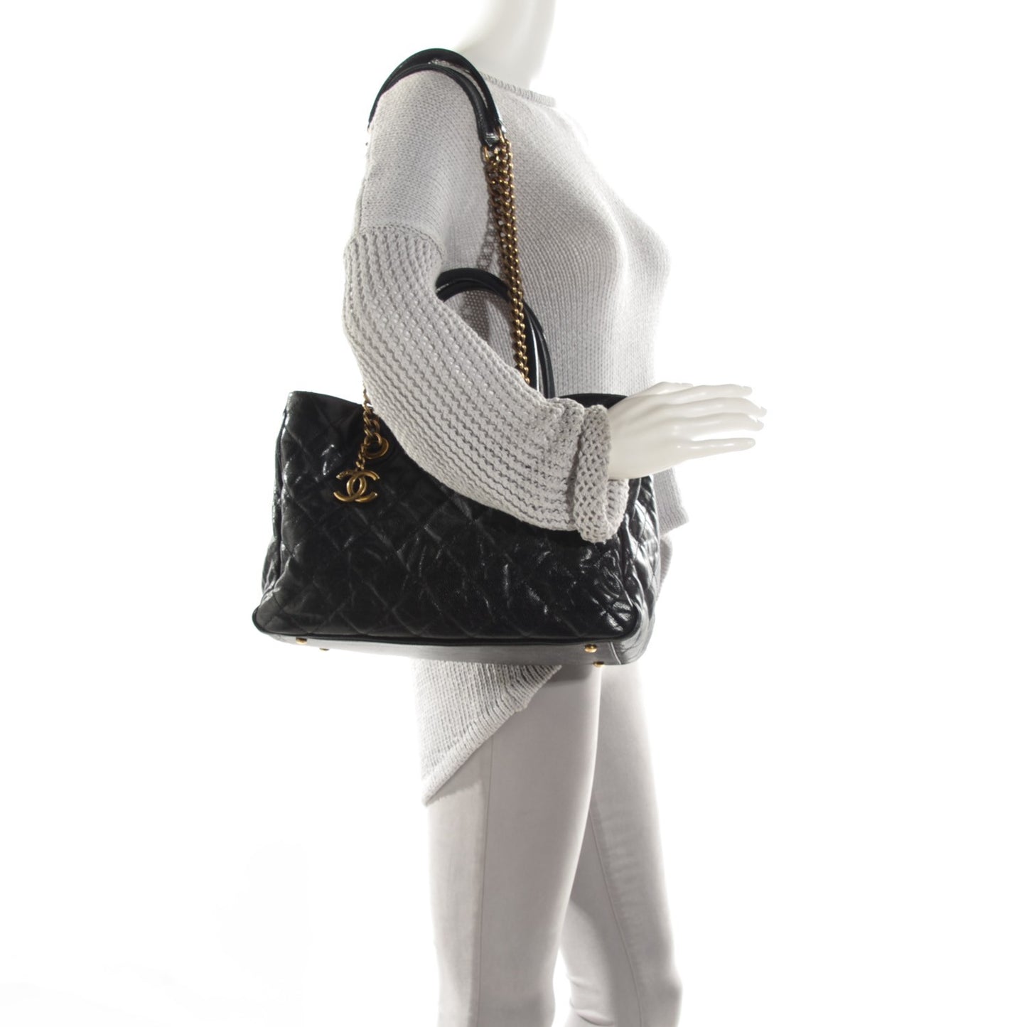 Glazed Caviar Quilted Small Shiva Tote Black