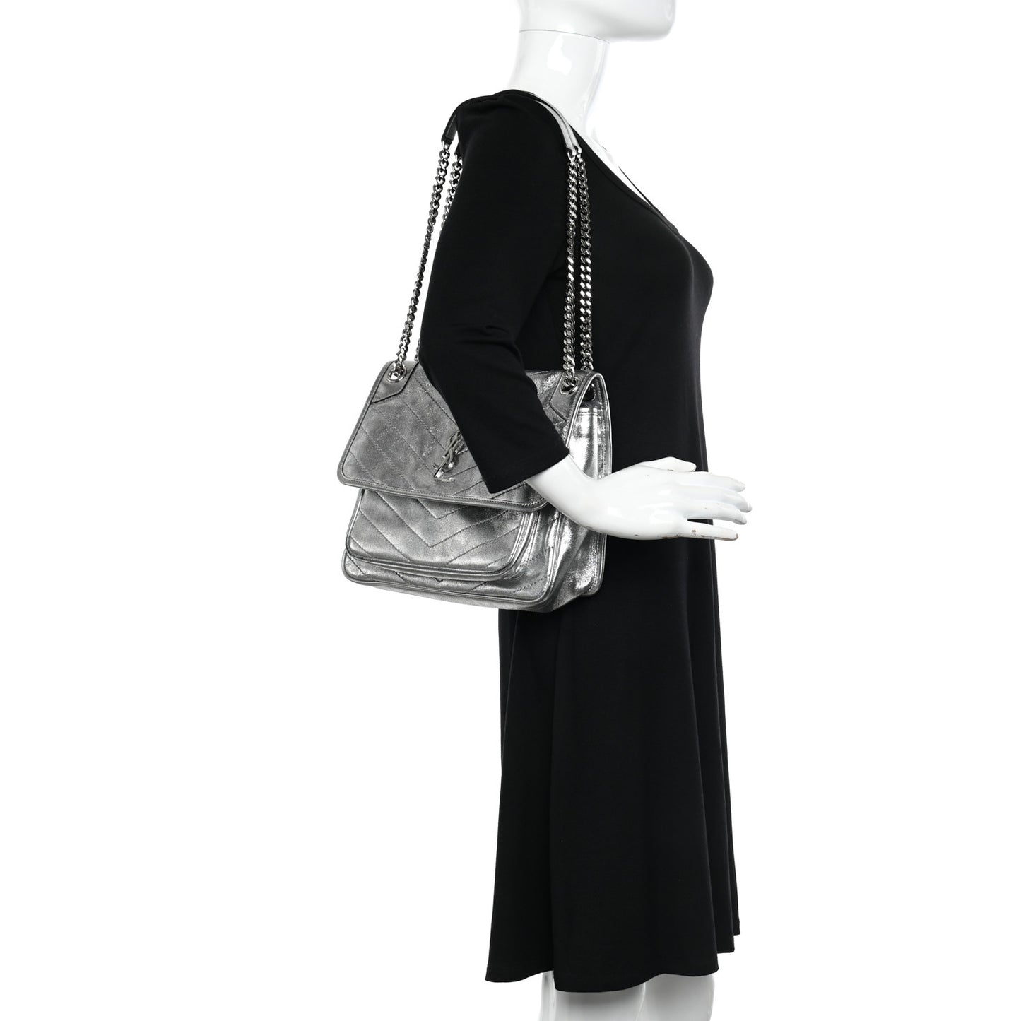 Metallic Lambskin Matelasse Monogram Medium Niki Chain Satchel Argento