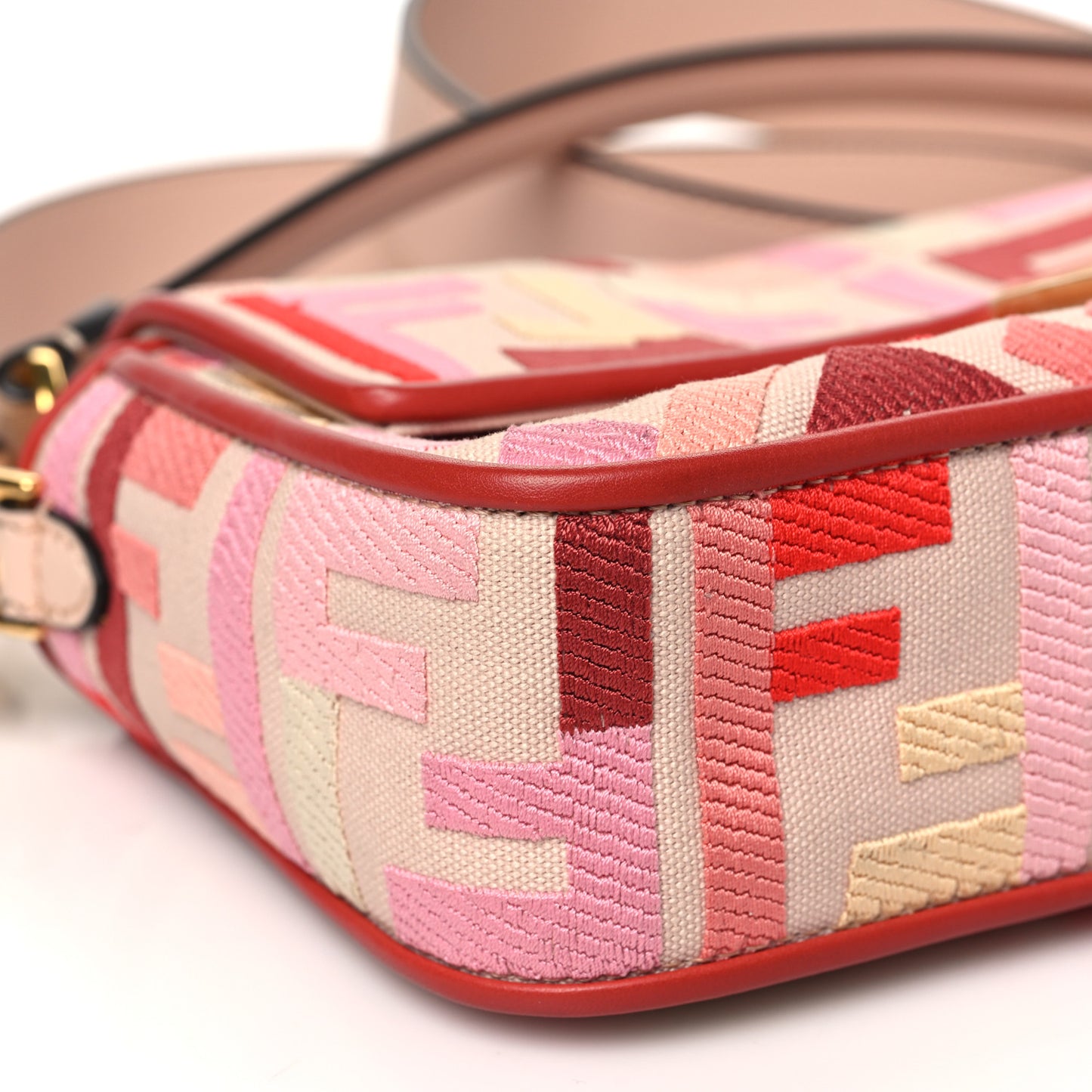 Canvas Vitello King FF Embroidered Baguette Rosa Quarzo Bloody Mary Multicolor