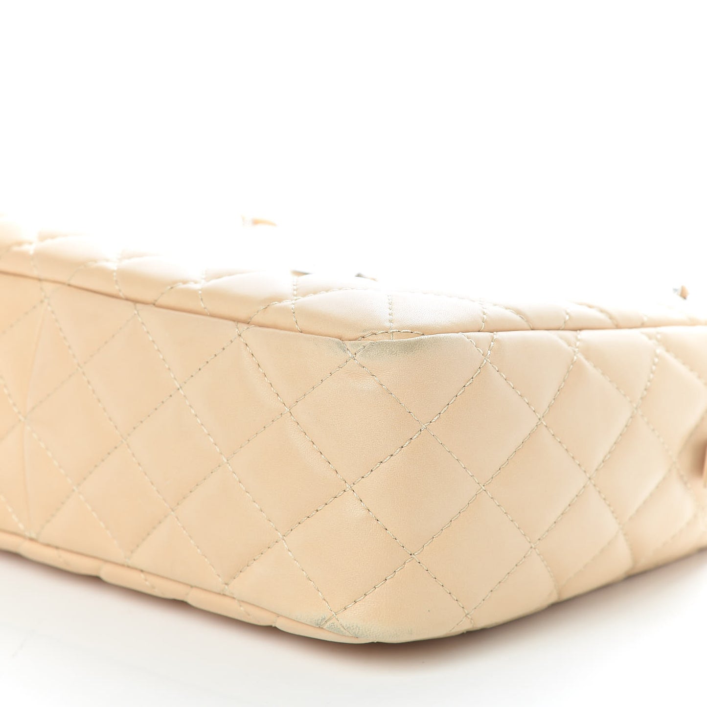 Lambskin Quilted Large Camera Case Beige Clair