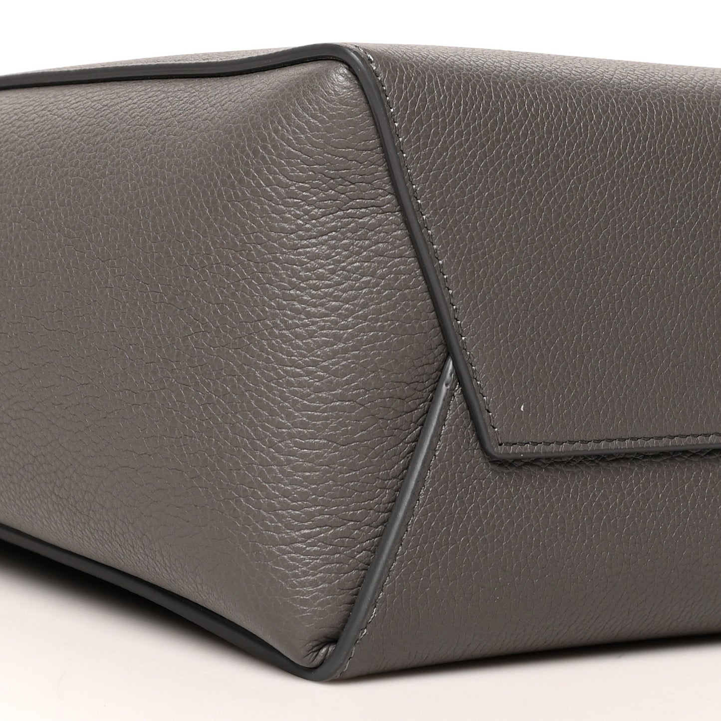 Soft Grained Calfskin Small Sangle Bucket Bag Grey