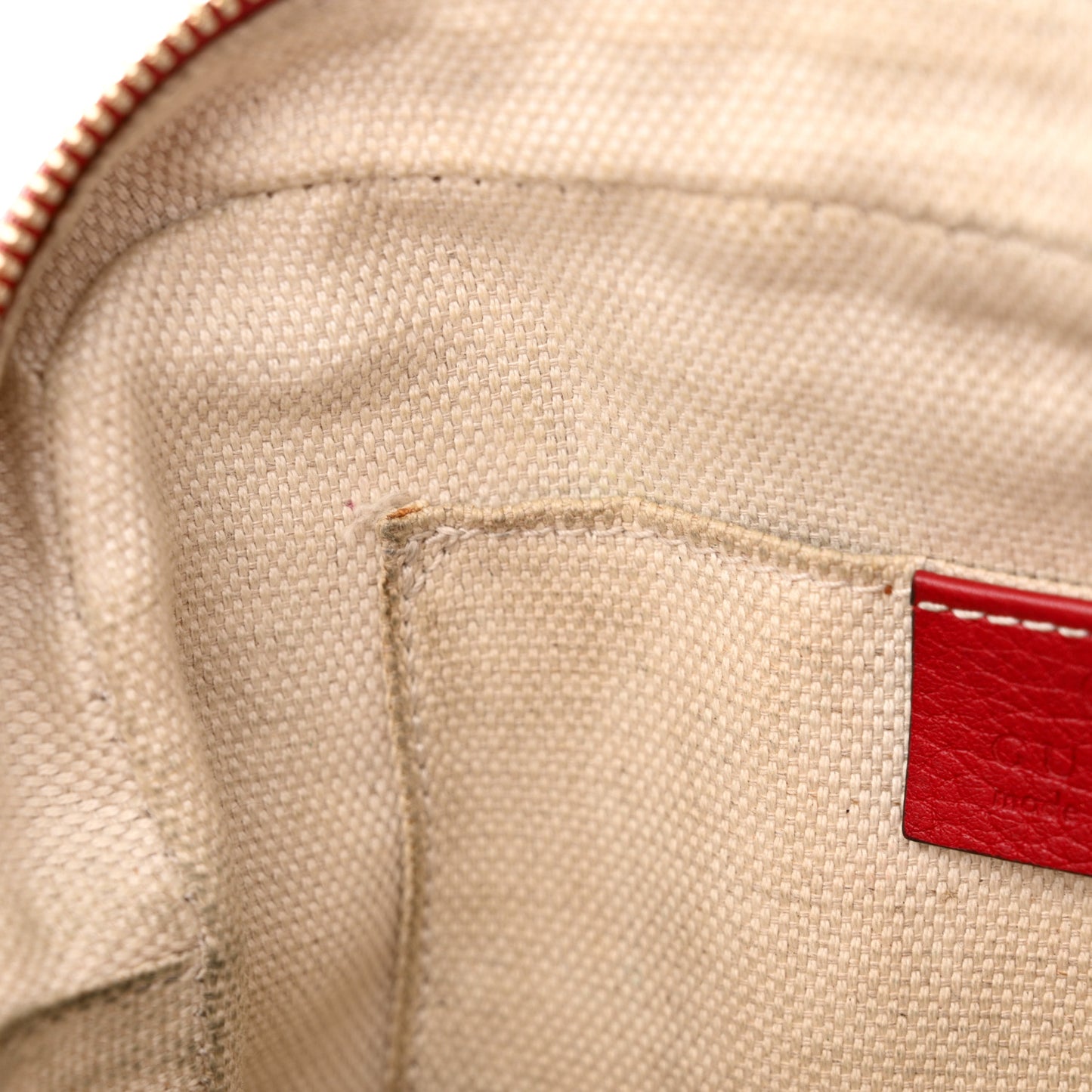 Pebbled Calfskin Small Soho Disco Bag Vibrant Red