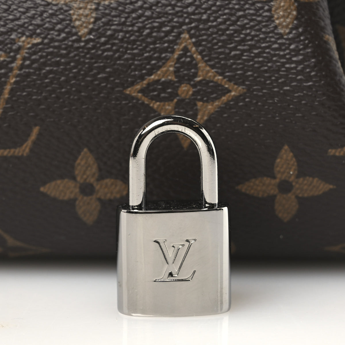 Louis Vuitton Monogram Rivoli PM 8 of 12