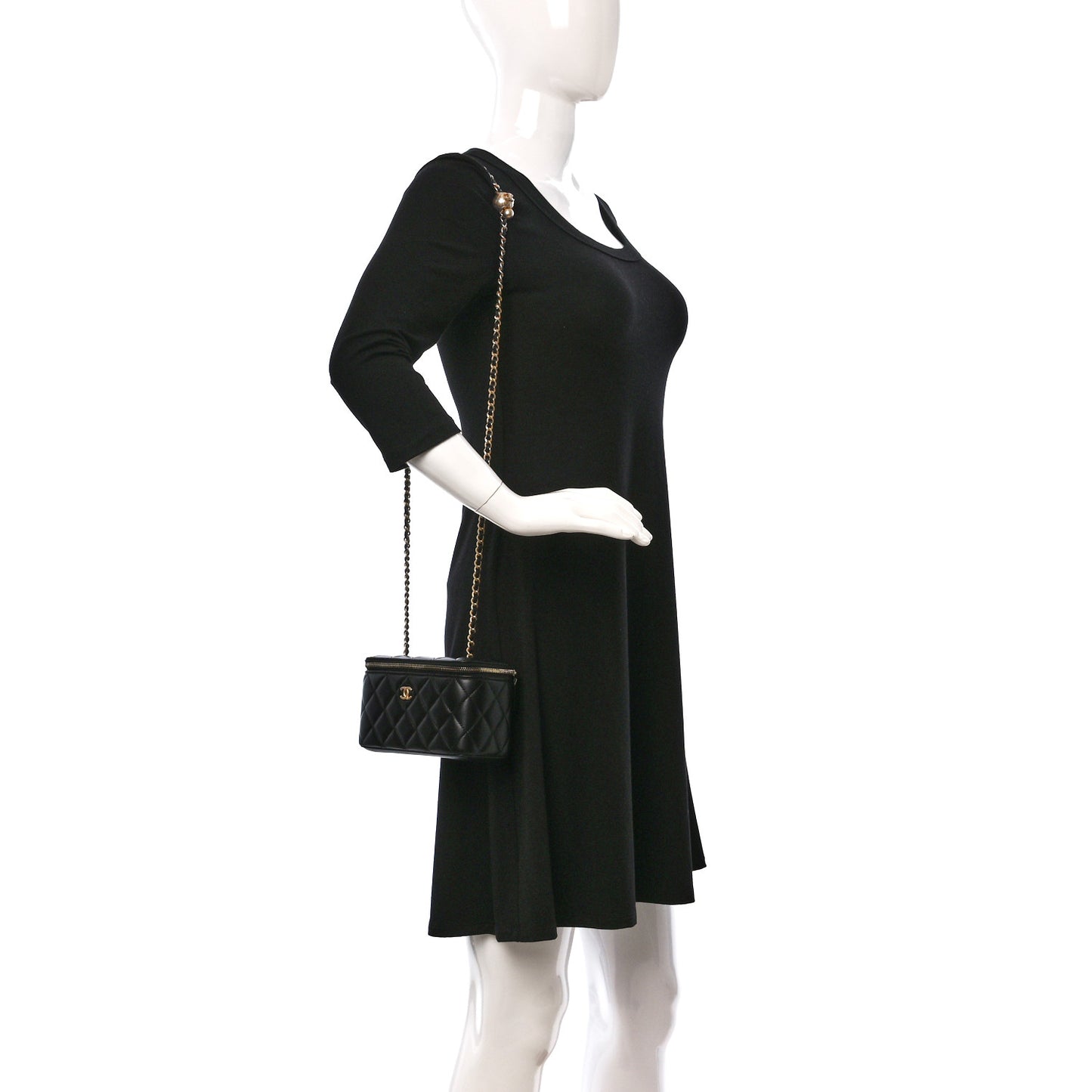 Lambskin Quilted Small Pearl Crush Vanity Case With Chain Black