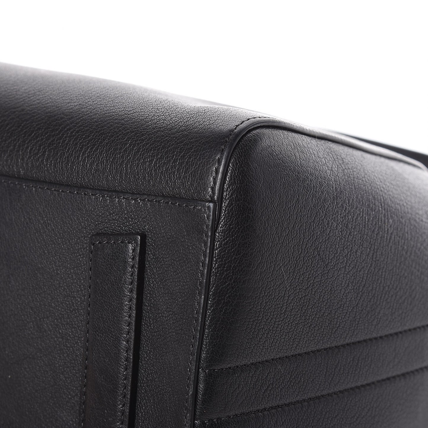 Sugar Goatskin Medium Antigona Black