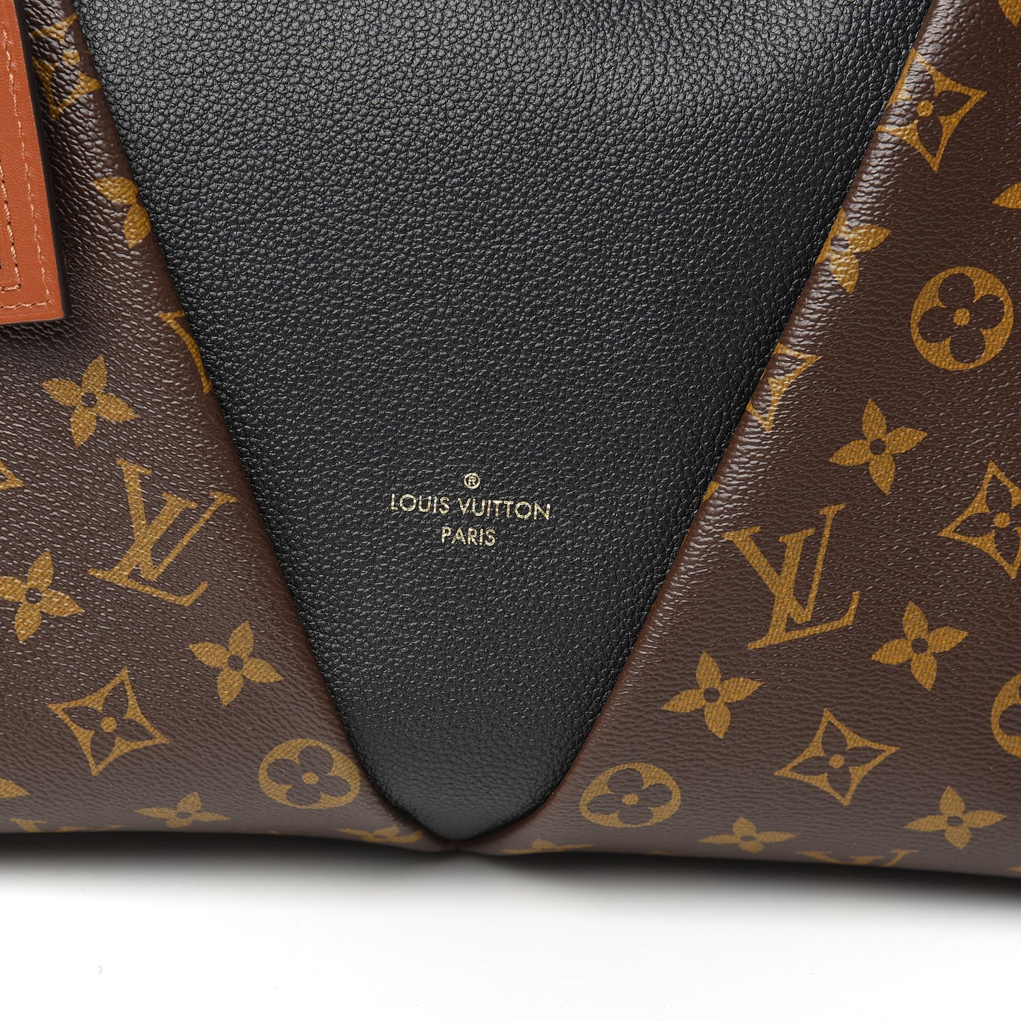 Monogram V Tote MM Black