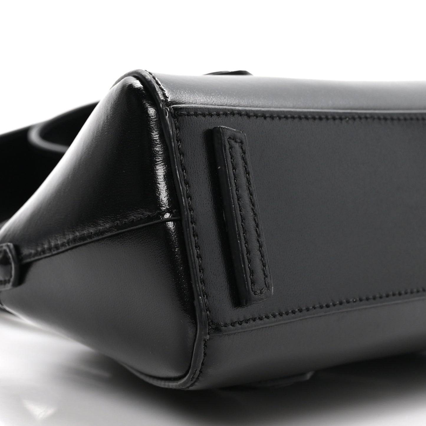 Box Calfskin Mini Antigona Stretch Black