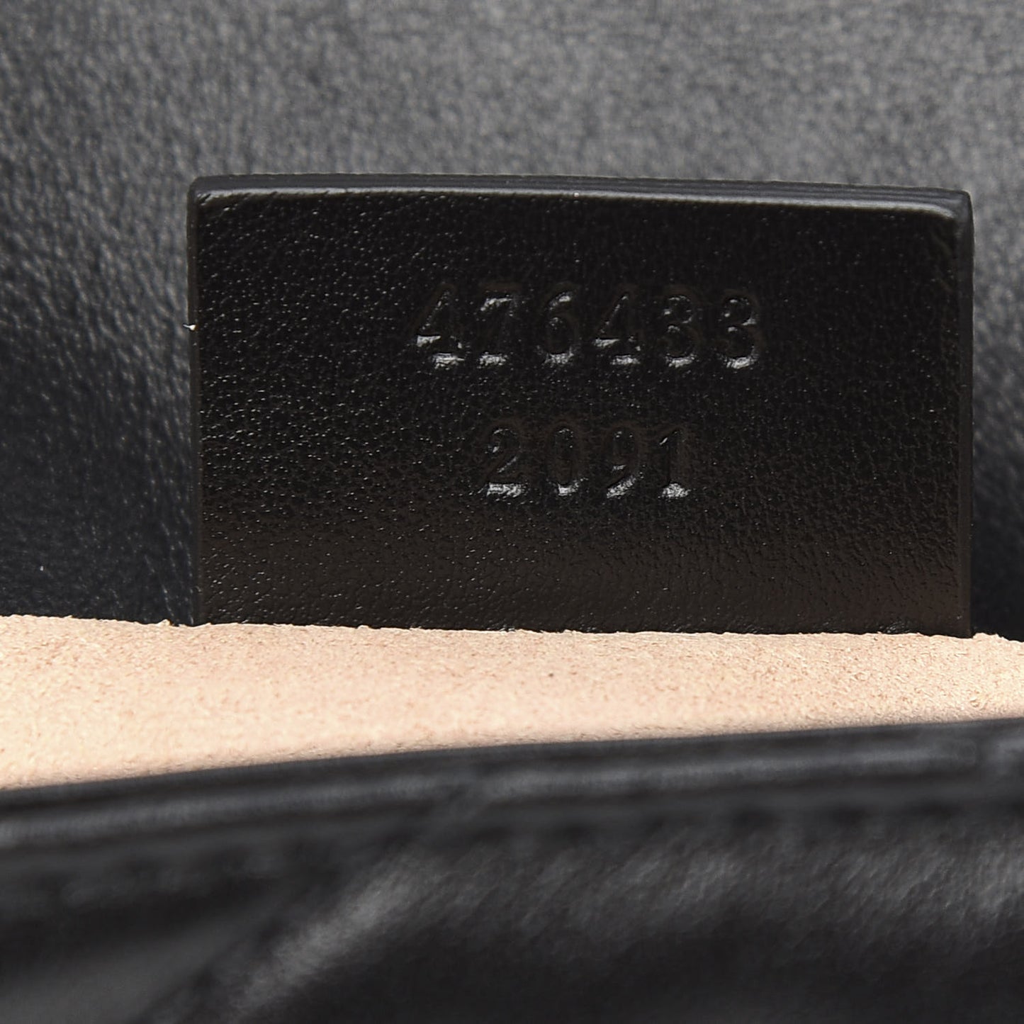 Calfskin Matelasse Super Mini GG Marmont Shoulder Bag Black