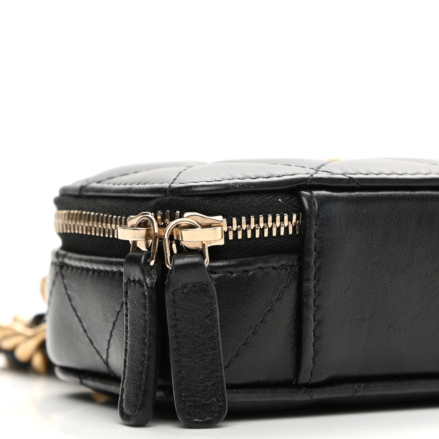 Lambskin Quilted Mini Lacquered Chain Clutch Black