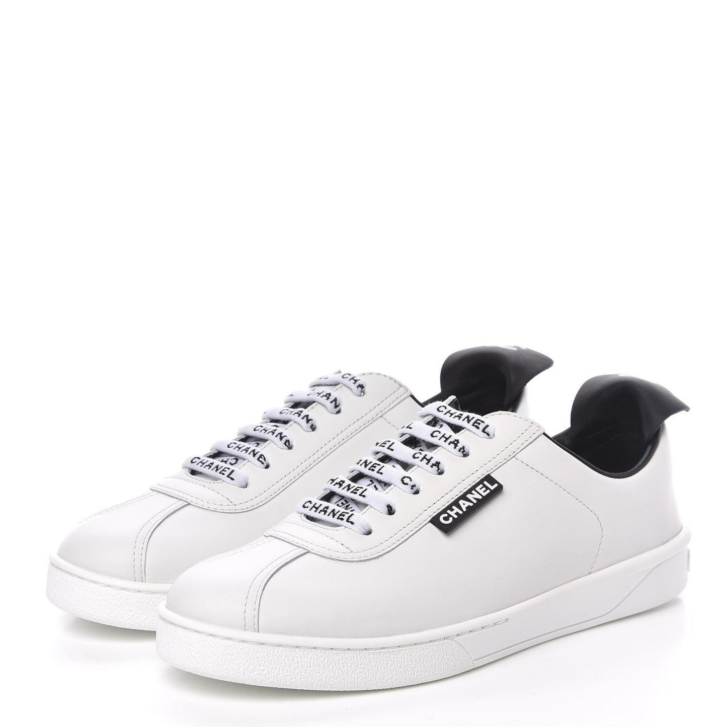 Calfskin CC Womens Sneakers 37 White