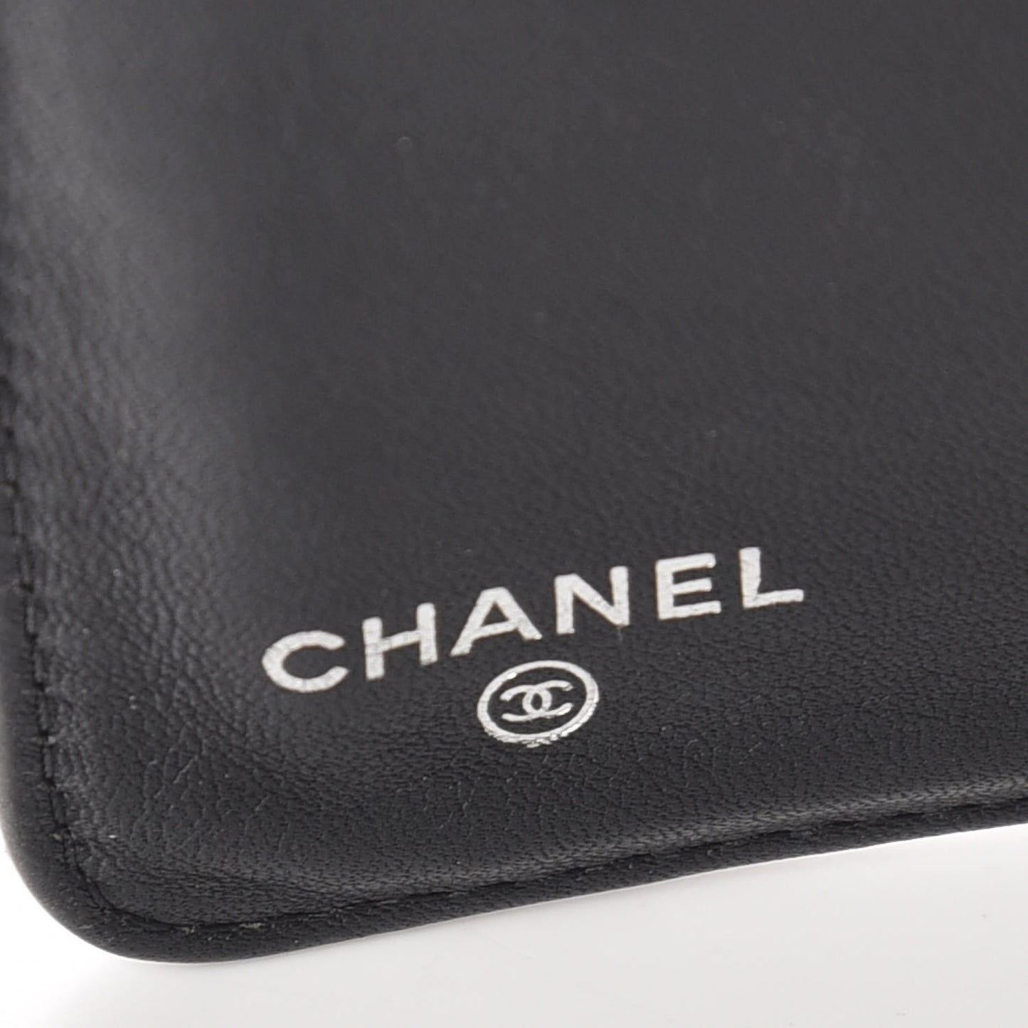Patent Quilted Brilliant Zipped Pocket Wallet Black