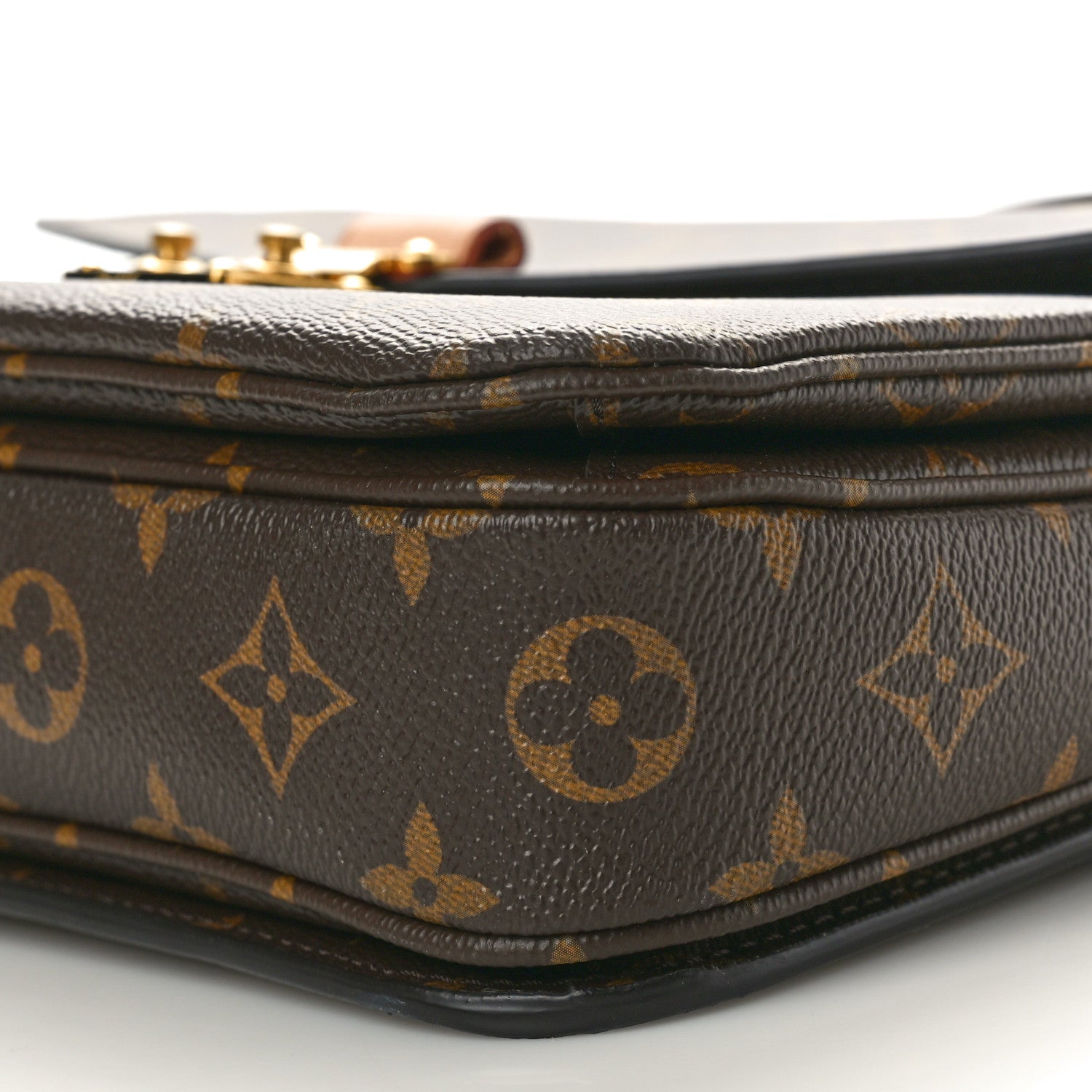 Louis Vuitton Monogram Pochette Metis 9 of 9
