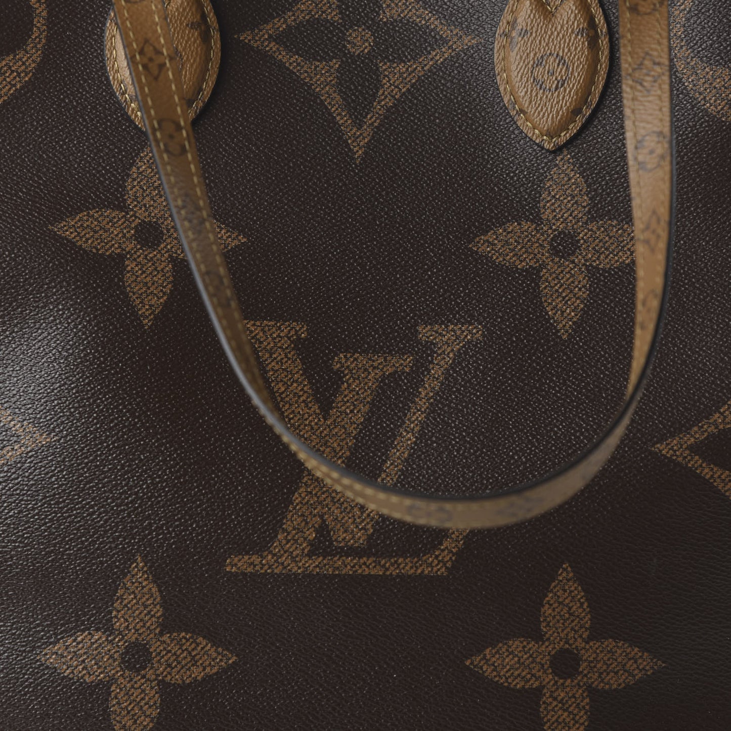 Reverse Monogram Giant Onthego GM