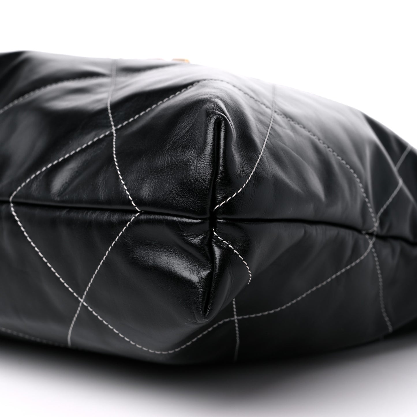 Shiny Calfskin Stitched Chanel 22 Black White