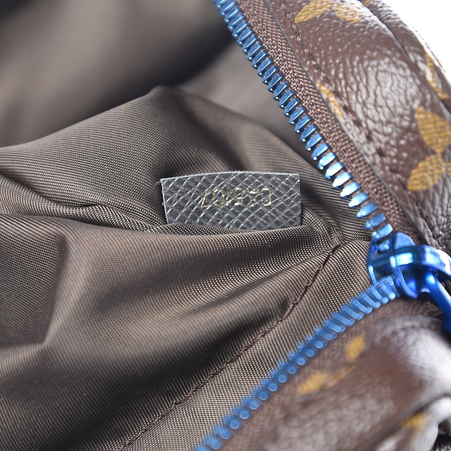 Monogram Outdoor Messenger PM