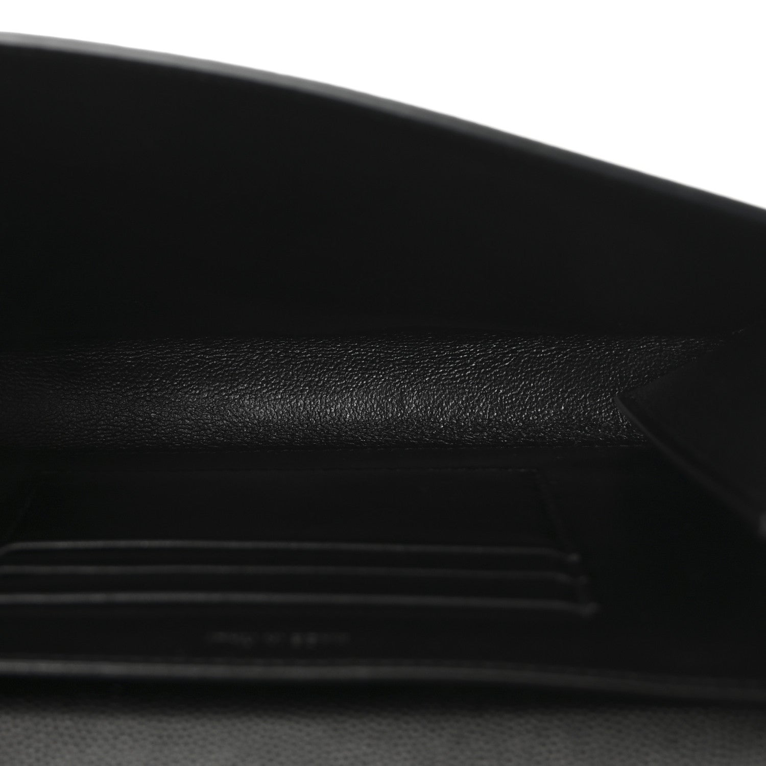 Saint Laurent Grain De Poudre Monogram Cassandra Chain Wallet Black 5 of 10