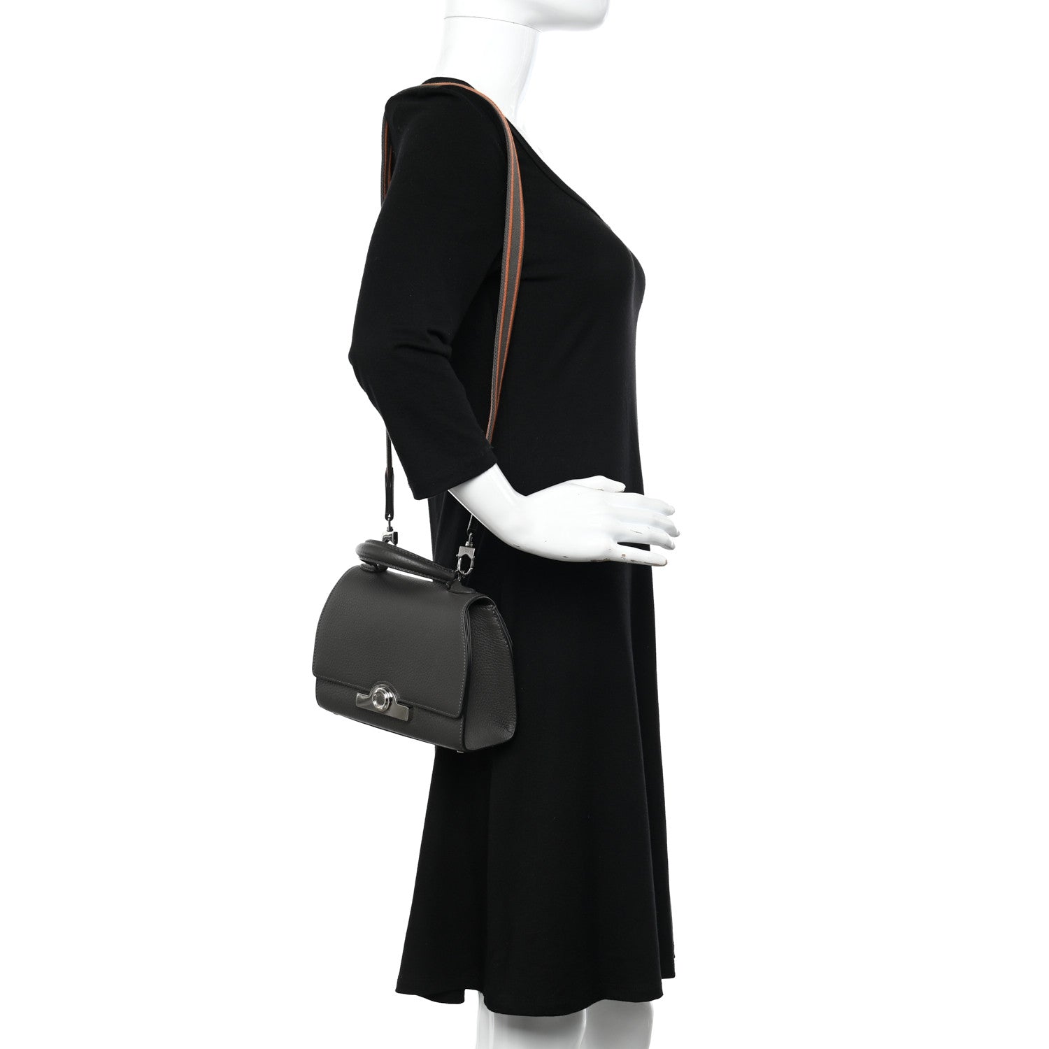 Moynat Taurillon Blush Rejane BB 2 of 9