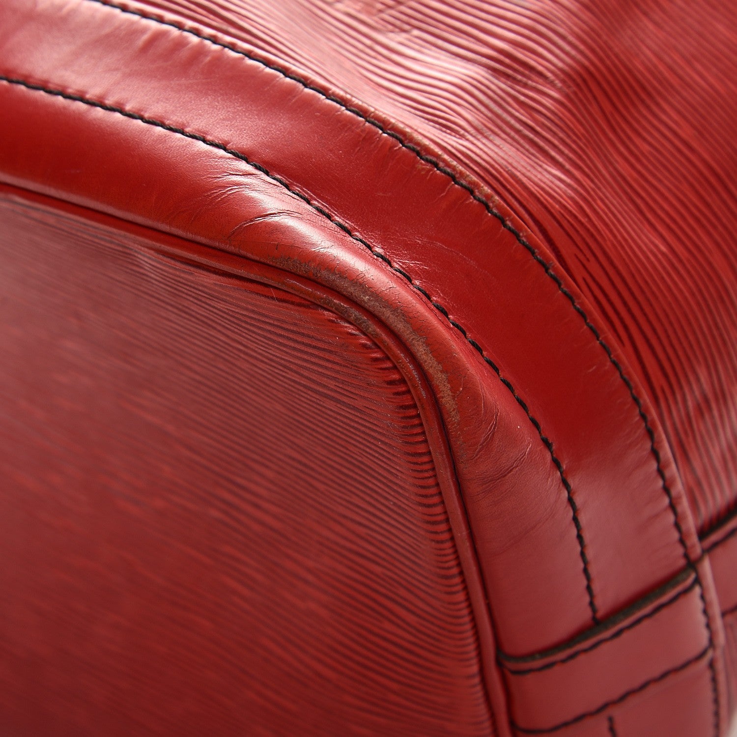 Louis Vuitton Epi Noe Castillan Red 14 of 16