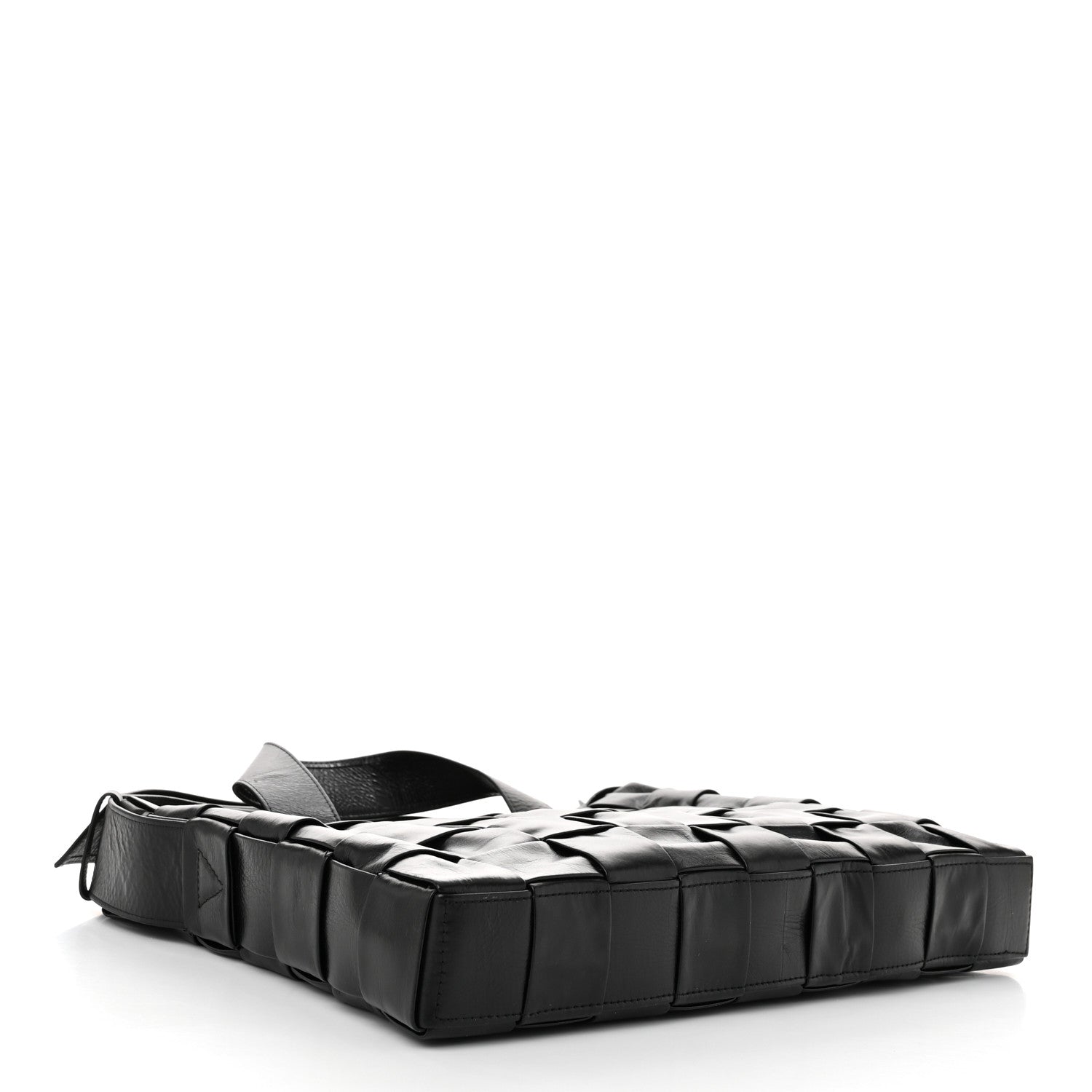 Bottega Veneta Paper Calfskin Maxi Intrecciato The Cassette Case Black 5 of 11