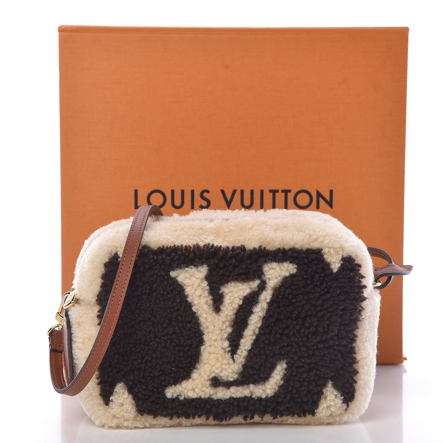 Louis Vuitton Monogram Teddy Beach Pouch 10 of 10