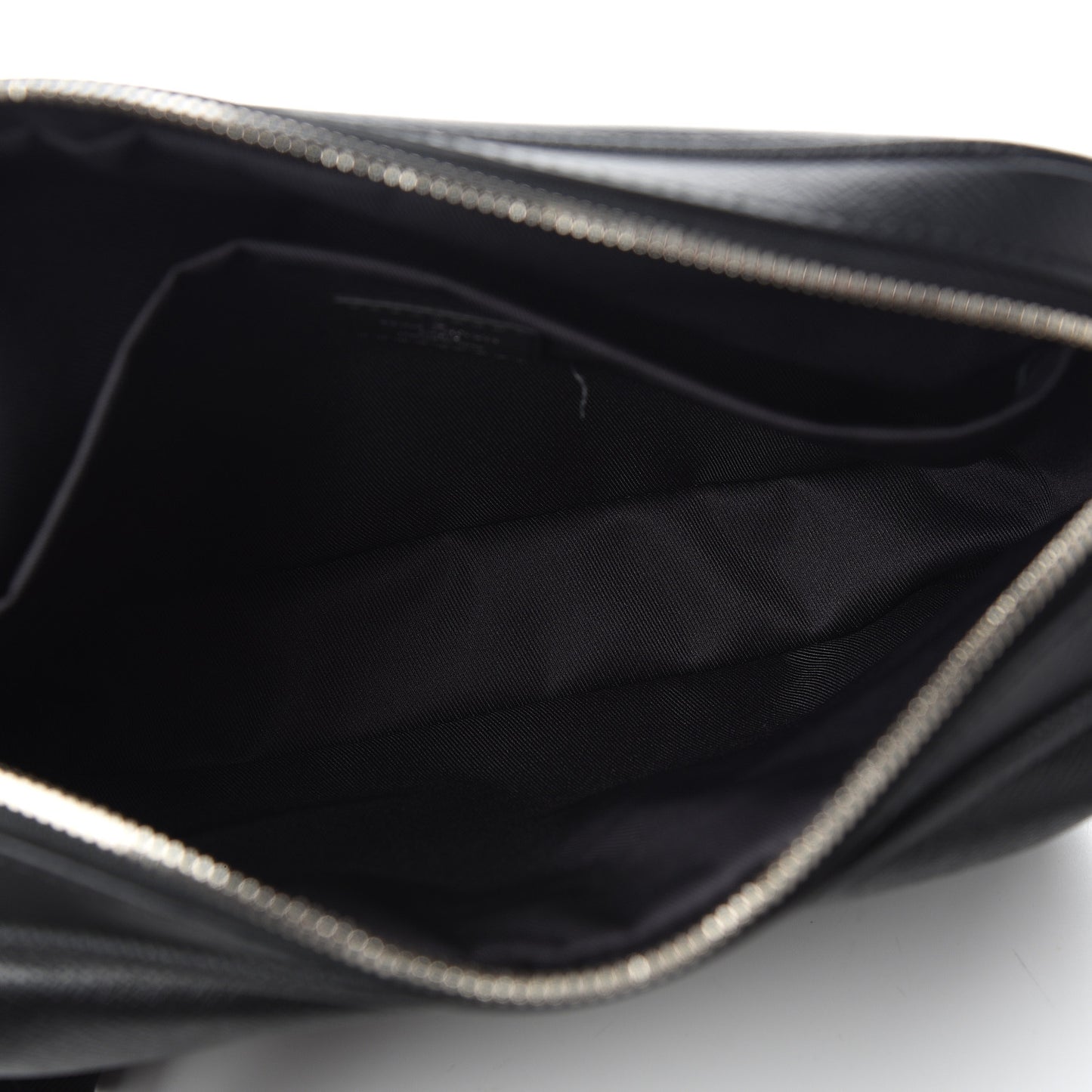 Taiga Monogram Eclipse Outdoor Messenger Black
