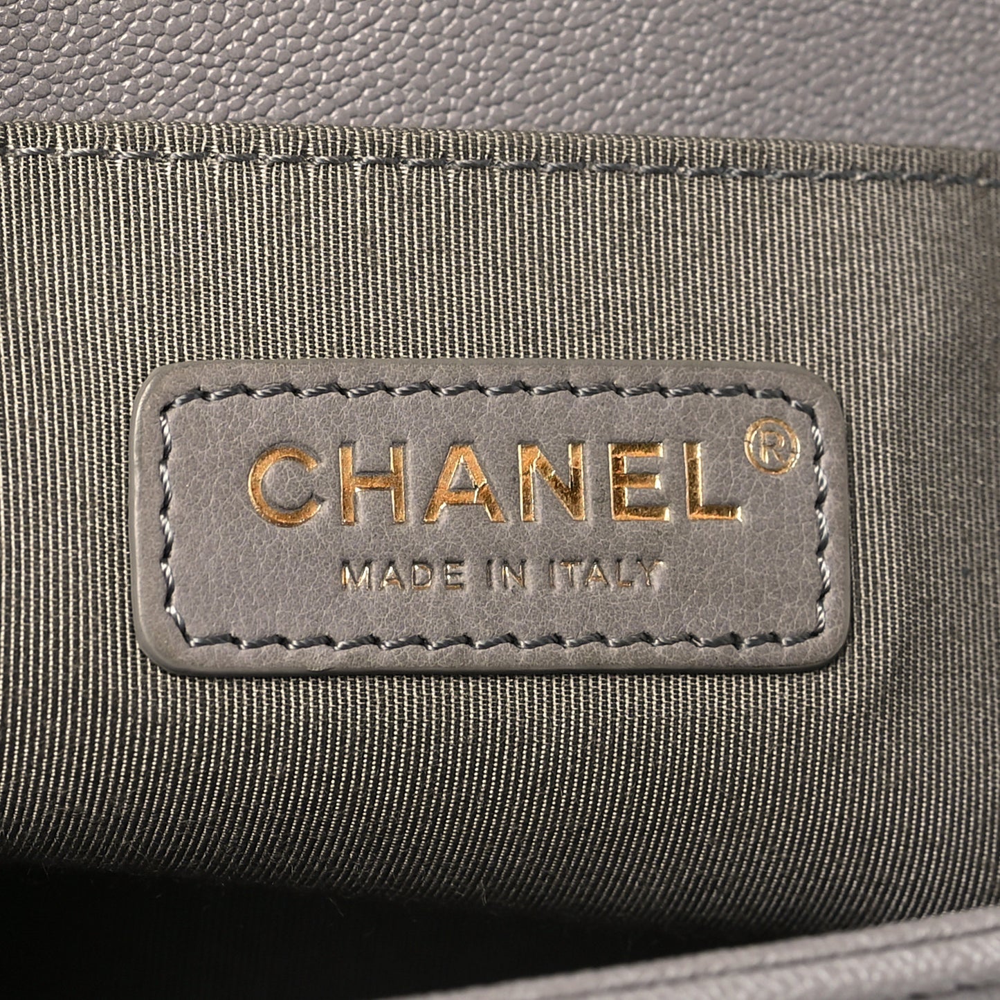 Caviar Quilted Medium Boy Flap Grey