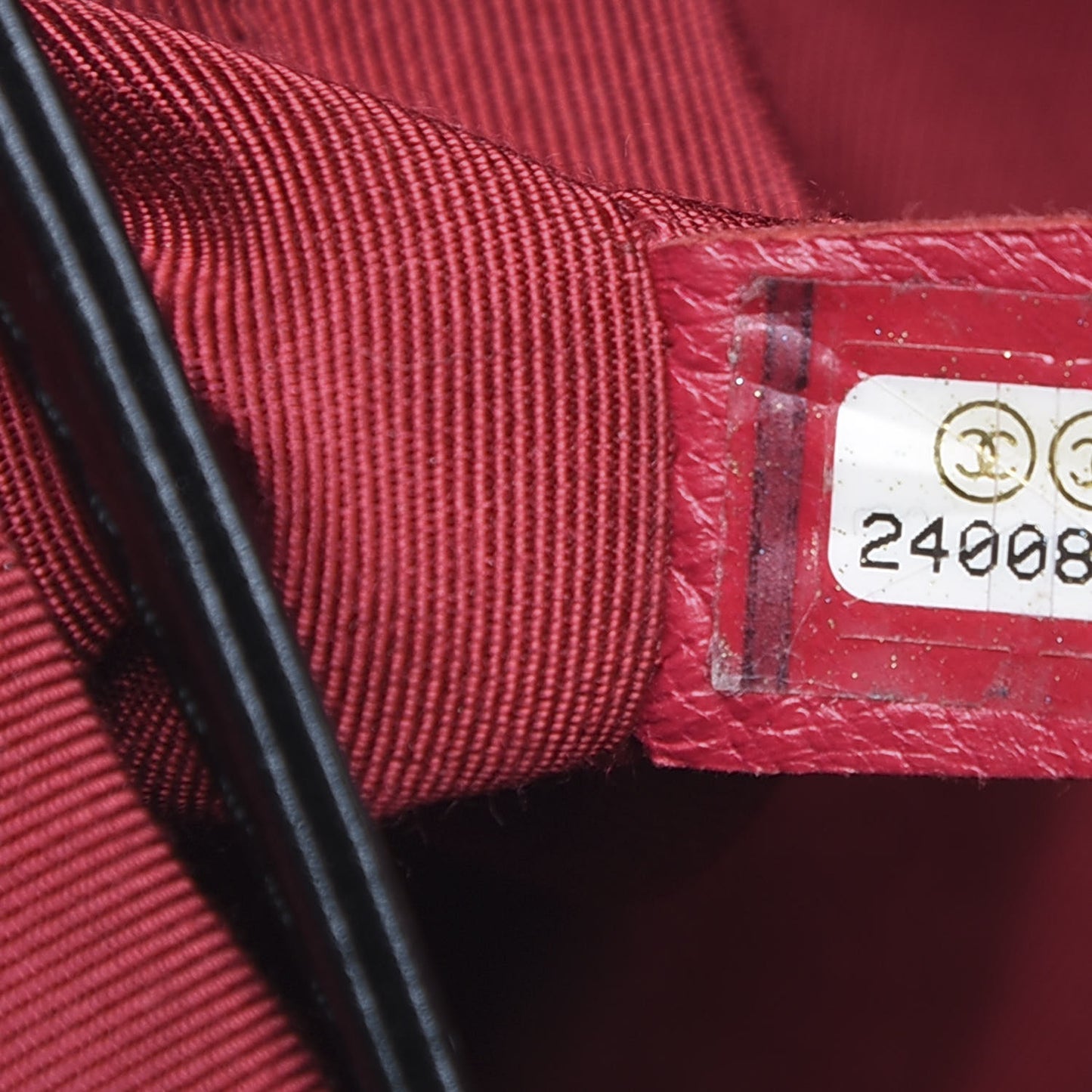 Aged Calfskin Quilted Medium Gabrielle Hobo Black