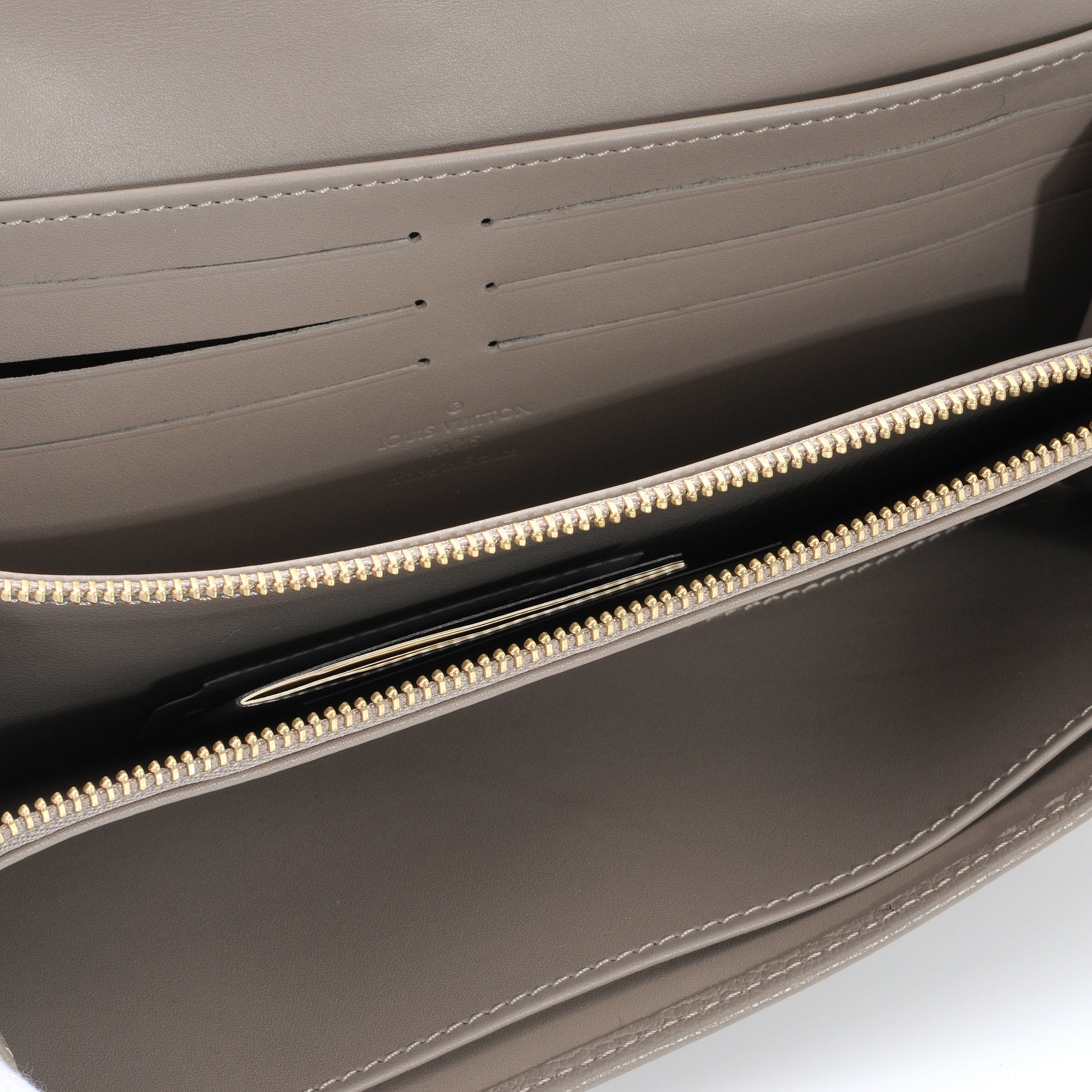Louis Vuitton Suhali Le Favori Wallet Verone 4 of 6