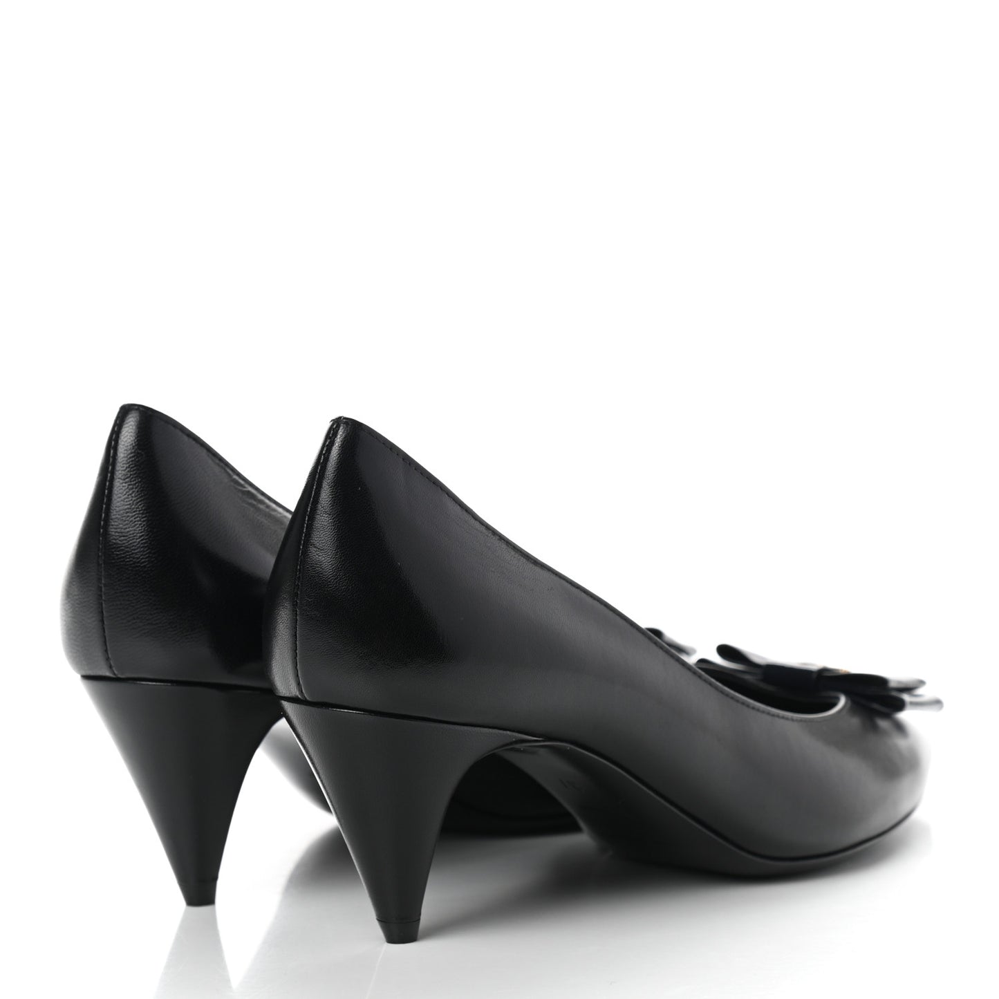 Calfskin Bow Anais Pumps 36 Black