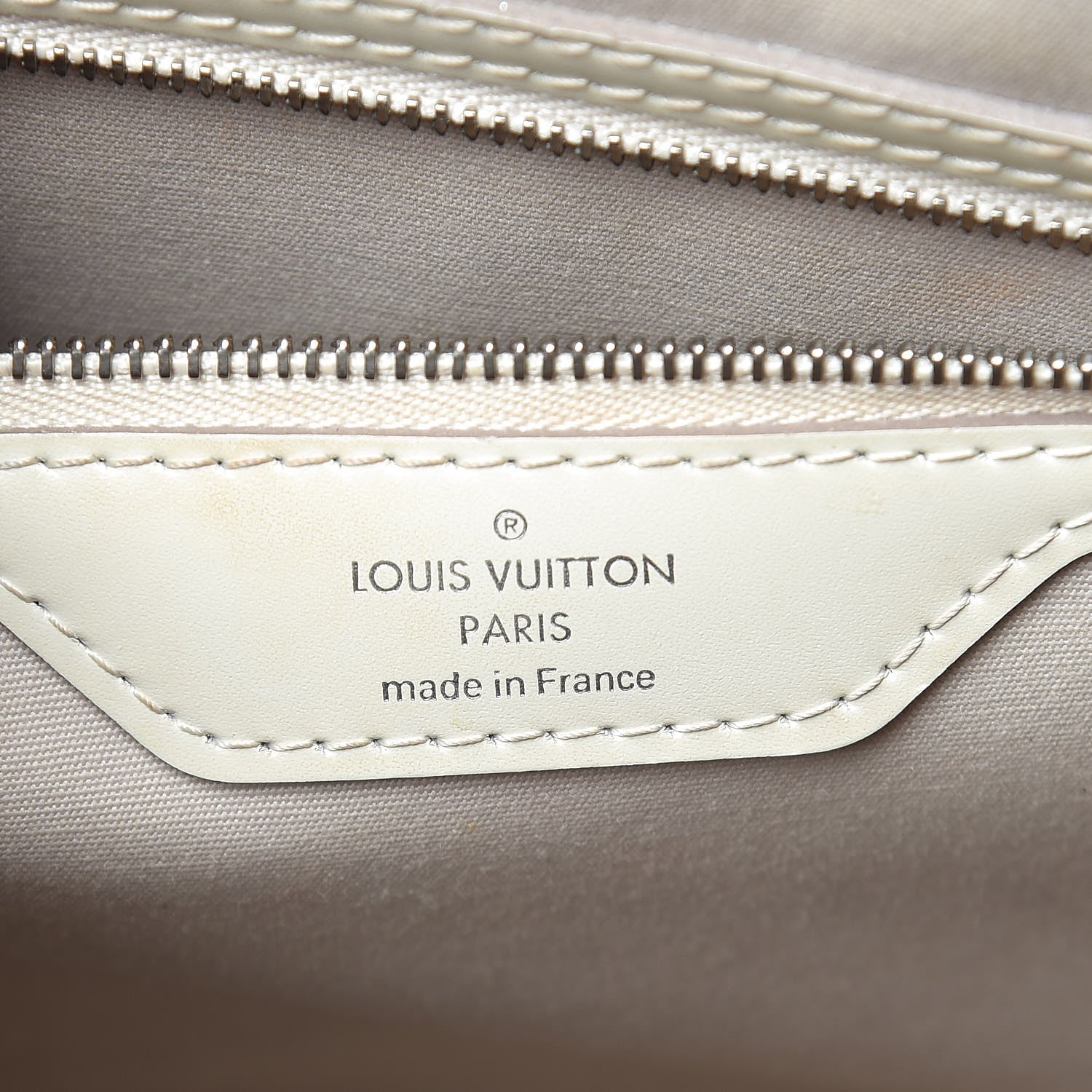 Louis Vuitton Epi Brea MM Ivory 9 of 21