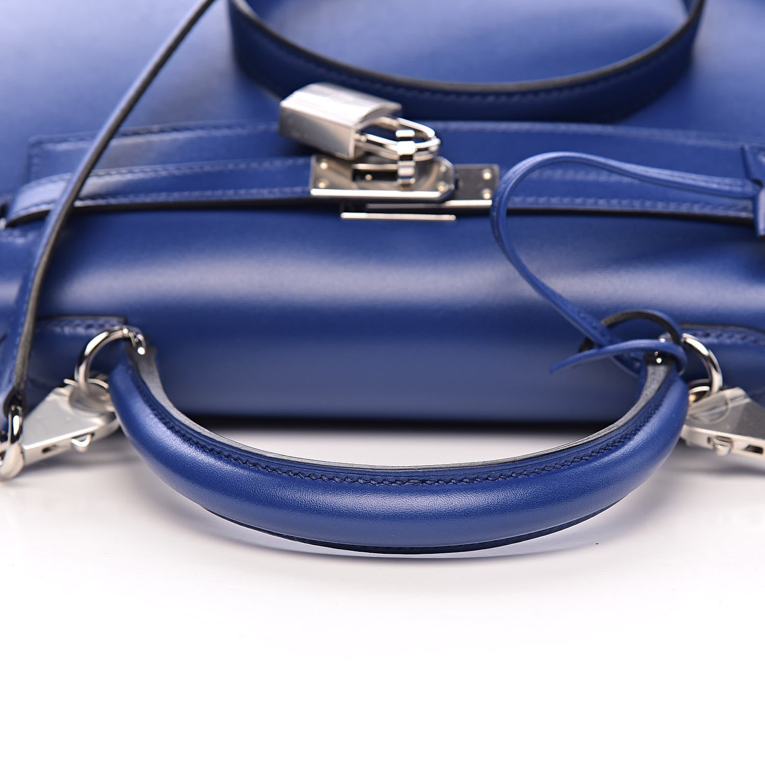 Hermes Tadelakt Kelly Sellier 25 Bleu Electrique 24 of 38