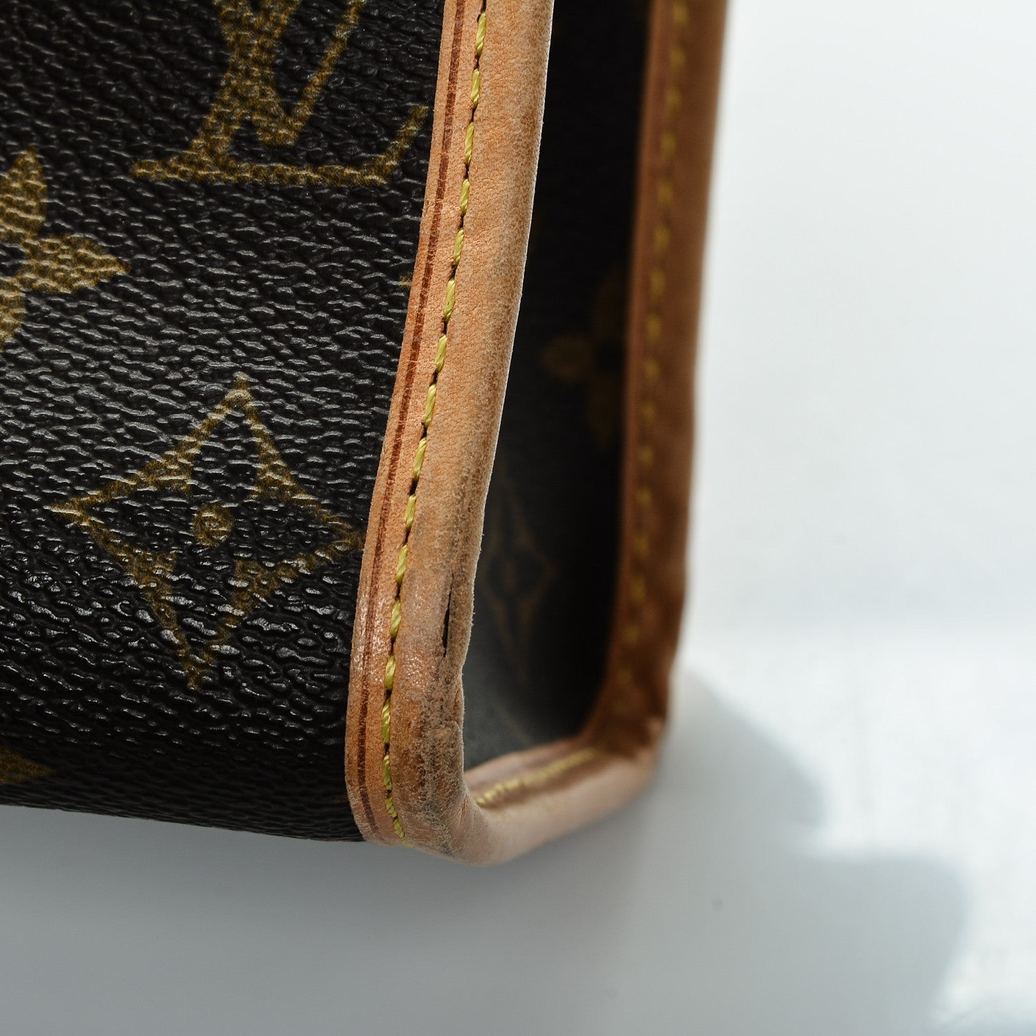 Louis Vuitton Monogram Popincourt Haut 7 of 10