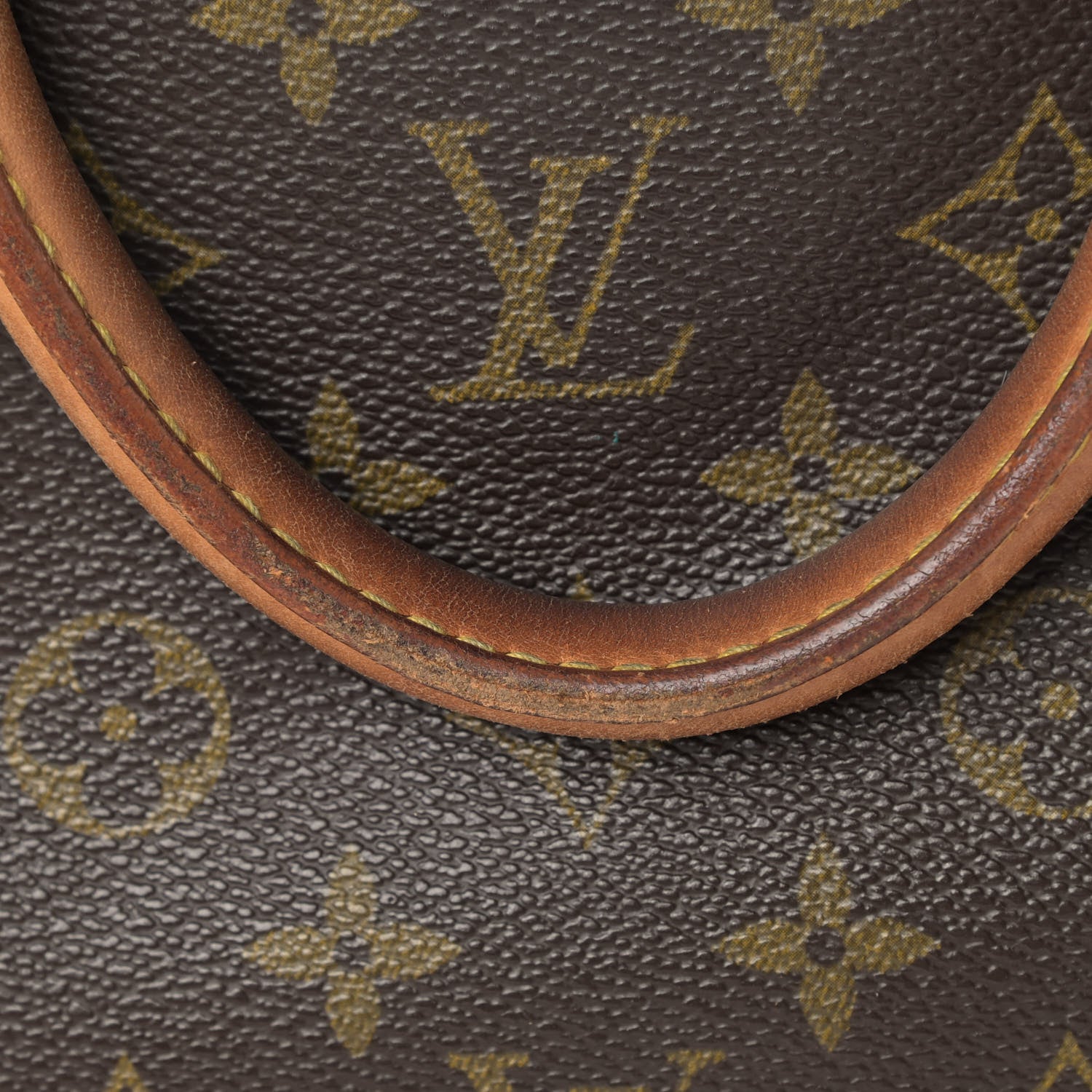 Louis Vuitton Monogram Alma PM 14 of 16