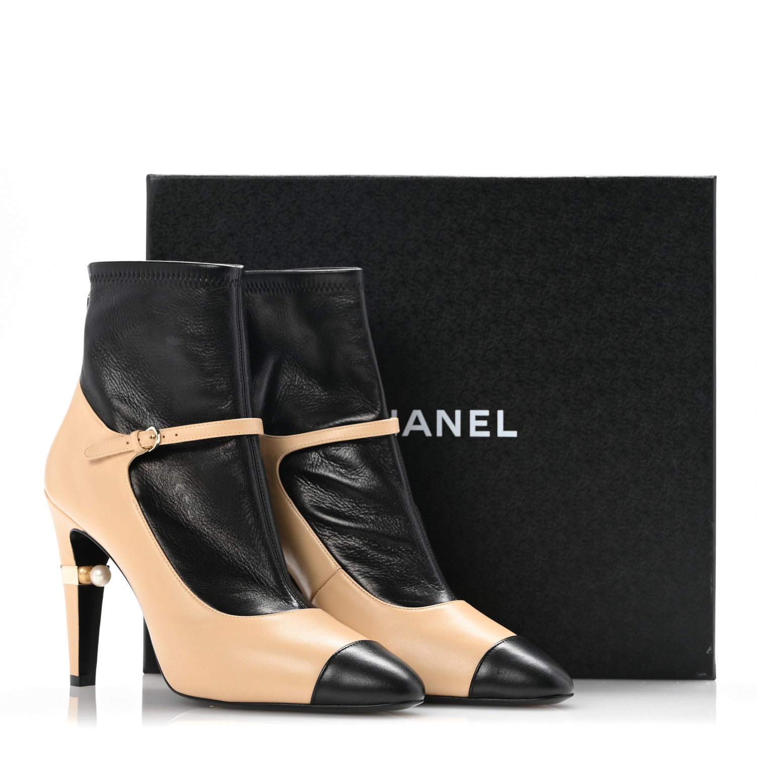 Chanel Lambskin Booties 40.5 Black Beige 10 of 10