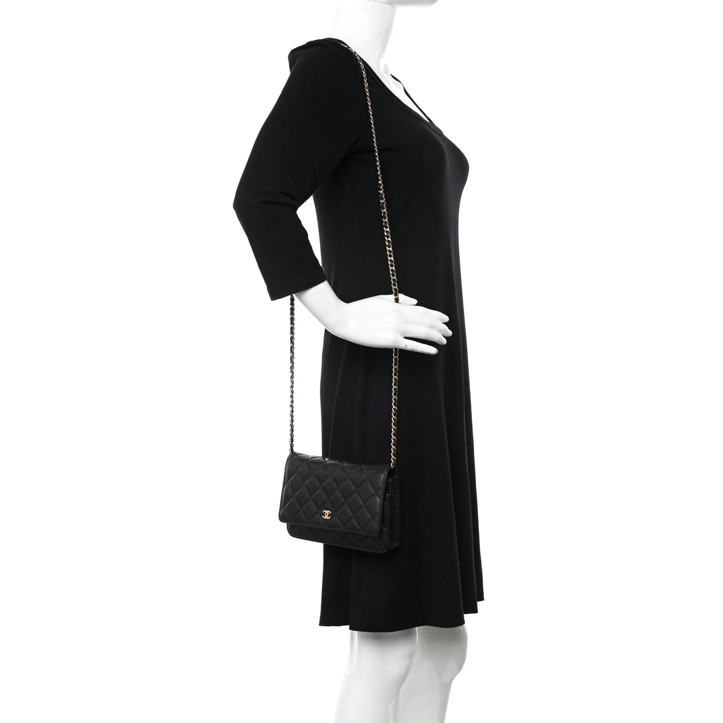 Caviar Quilted Wallet on Chain WOC Black