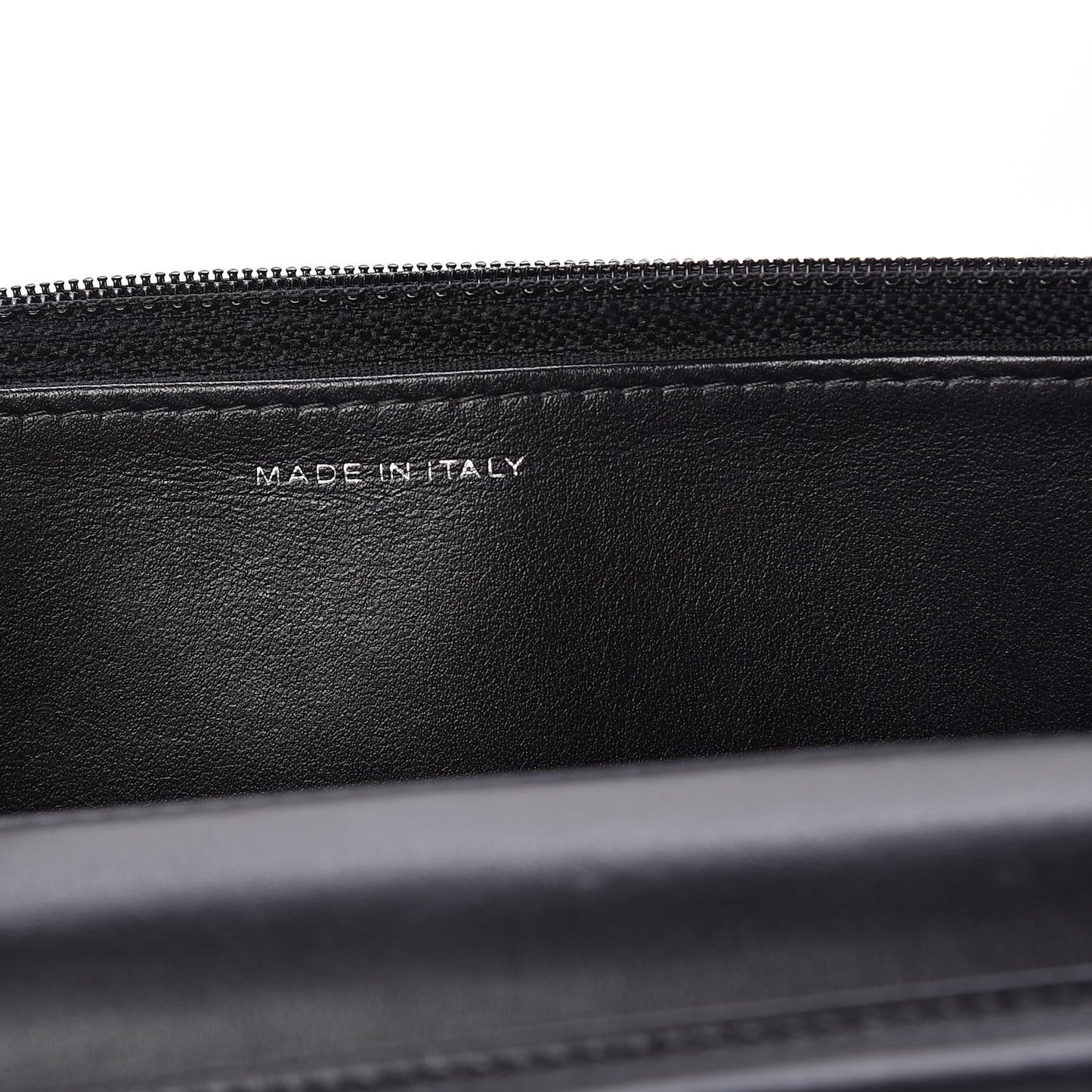 Lambskin Camellia Embossed Wallet On Chain WOC Black