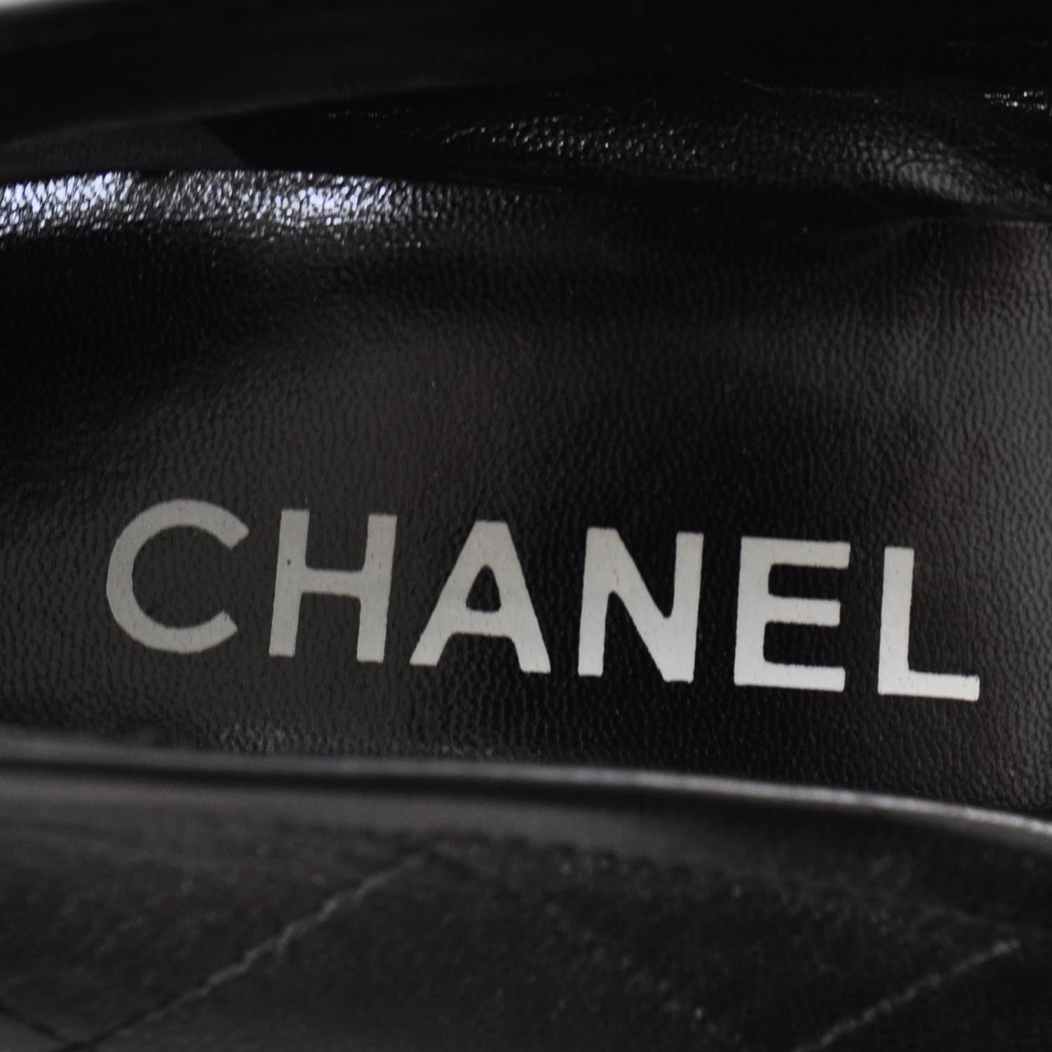 Chanel Leather Quilted Cambon Heels 38 Black and White 5 of 6