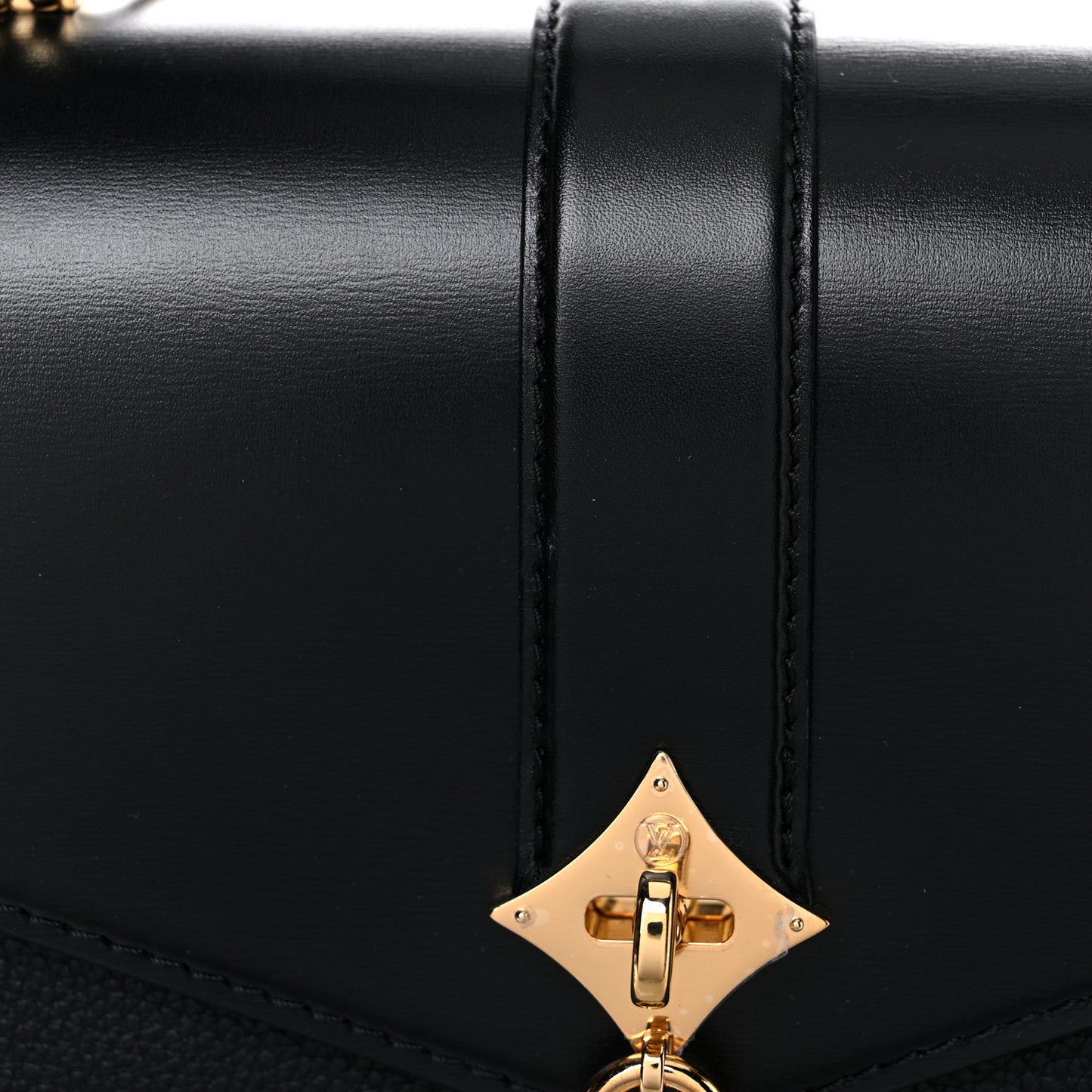 Grained Smooth Calfskin Rose Des Vents MM Black